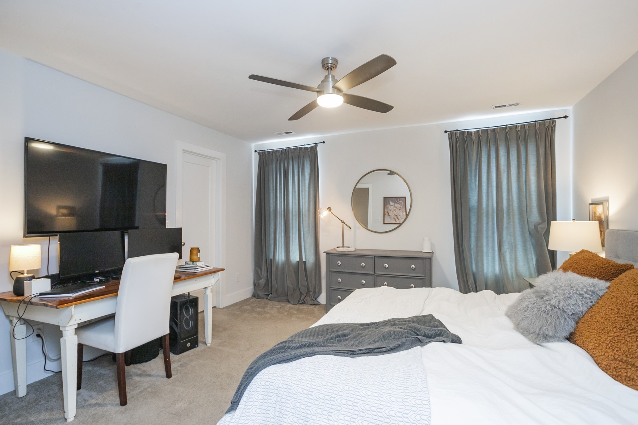 Image 36 of 72 For 9577 82nd Street Road