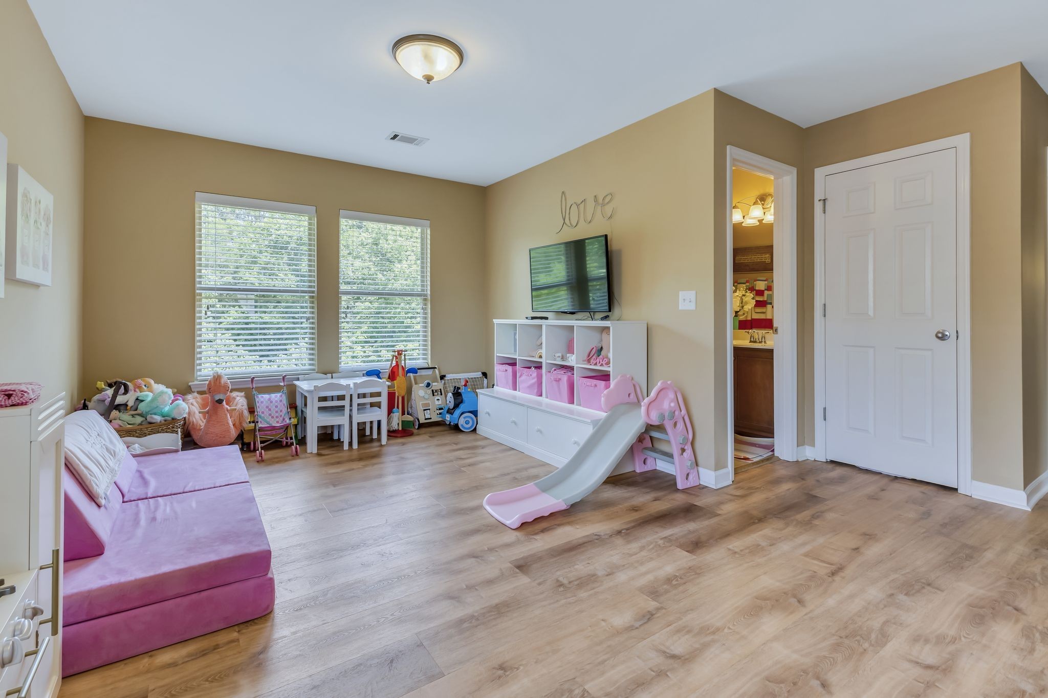 Image 21 of 66 For 754 167th Court Road