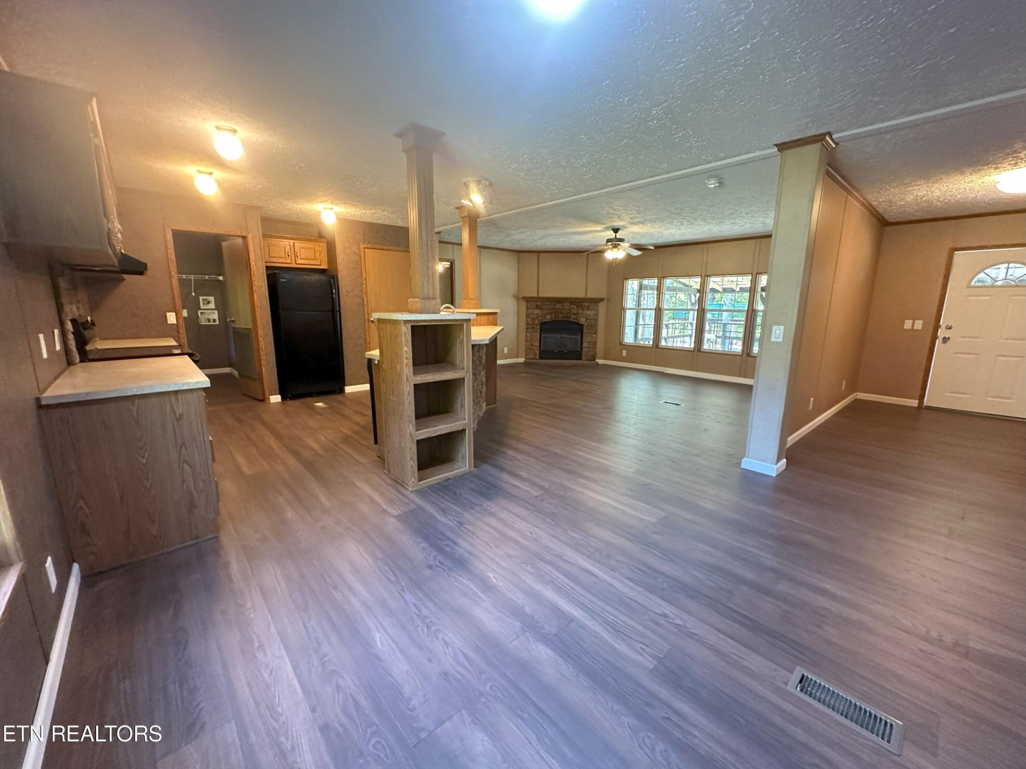 Image 34 of 46 For 5060 4th Street