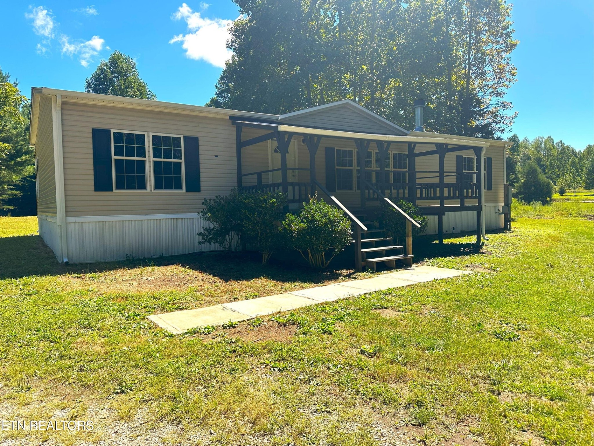 Image 4 of 46 For 5060 4th Street