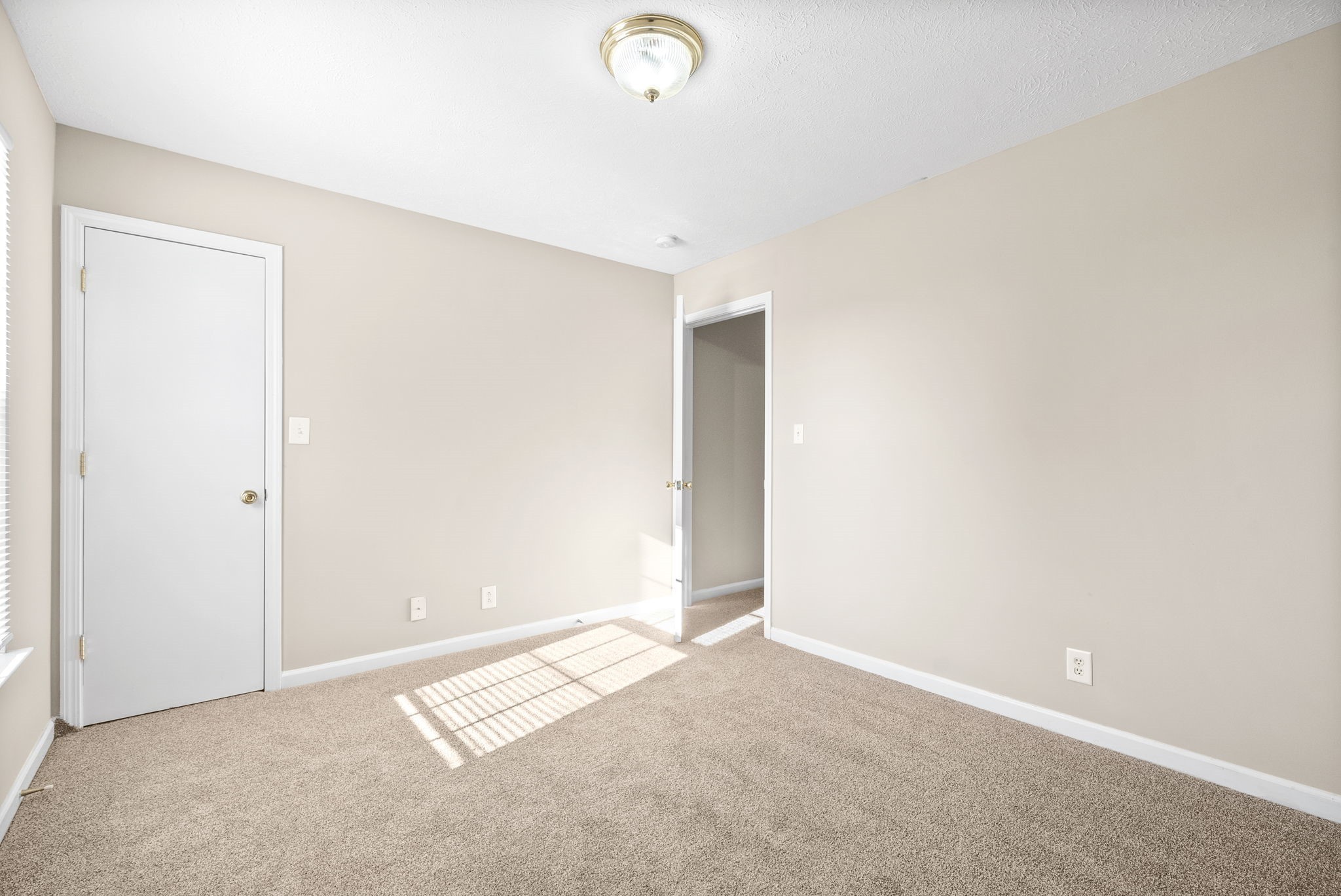 Image 17 of 44 For 3229 Juniperus Way
