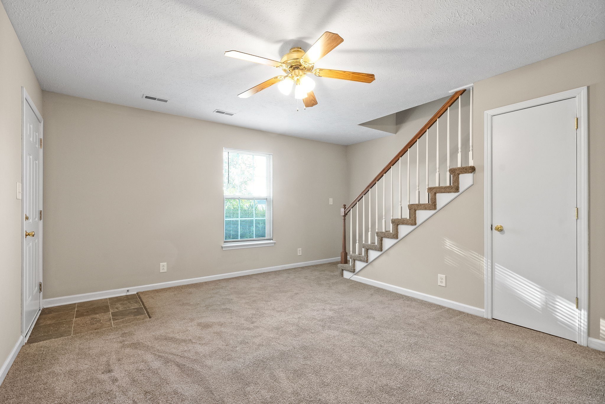Image 6 of 44 For 3229 Juniperus Way