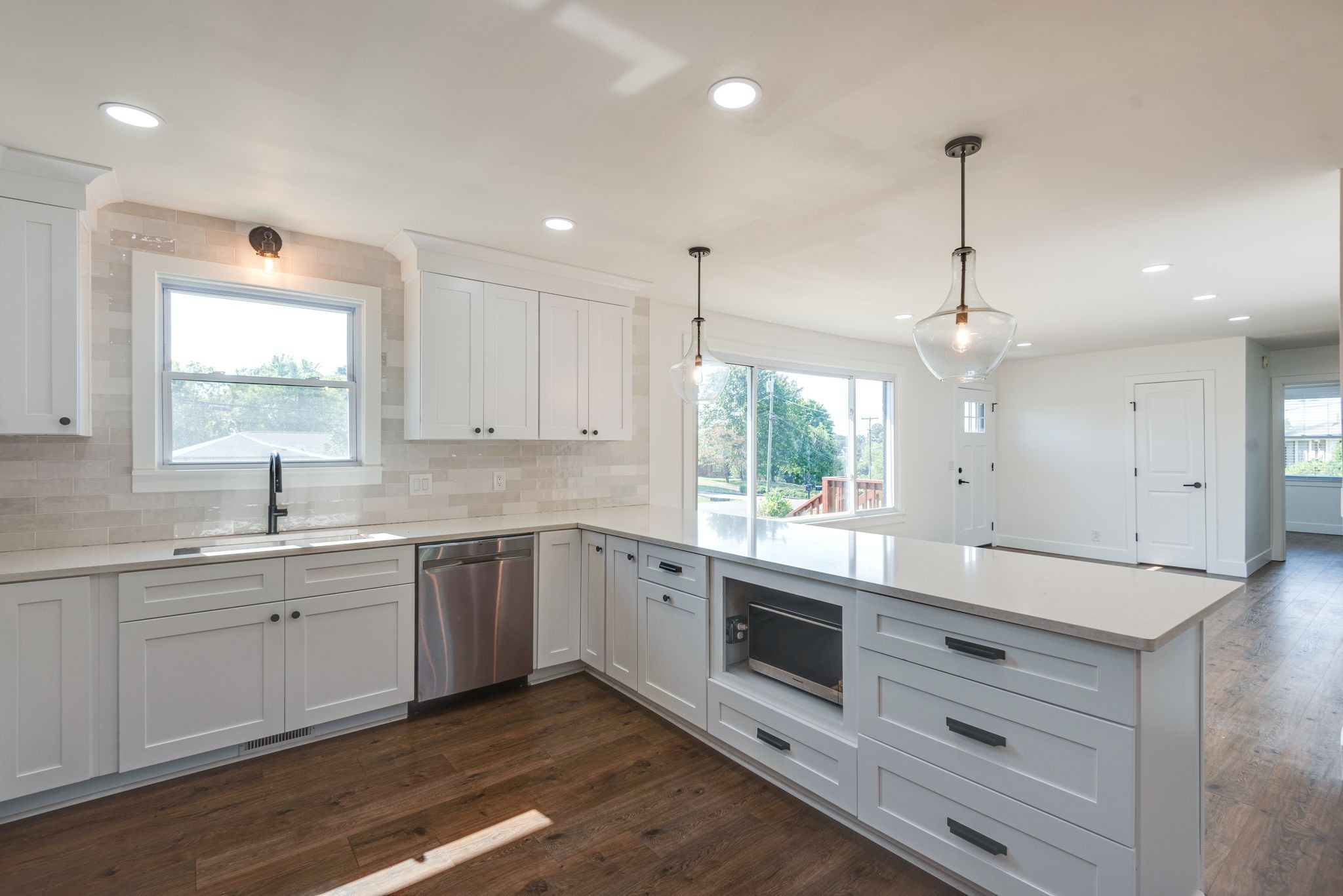 Image 10 of 98 For 3612 47th Terrace
