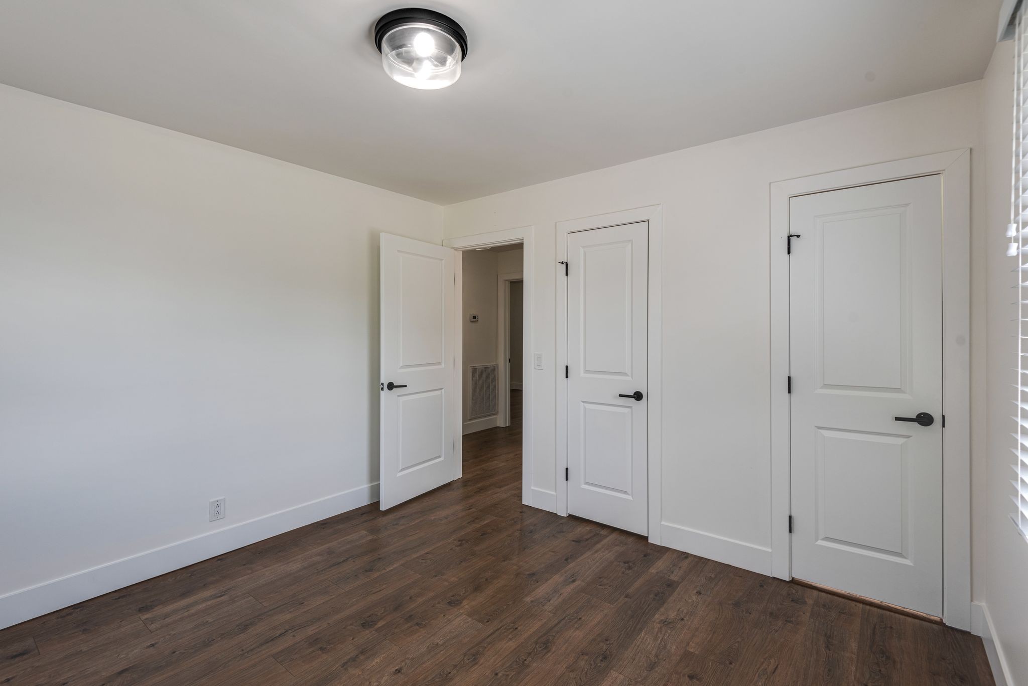Image 17 of 98 For 3612 47th Terrace