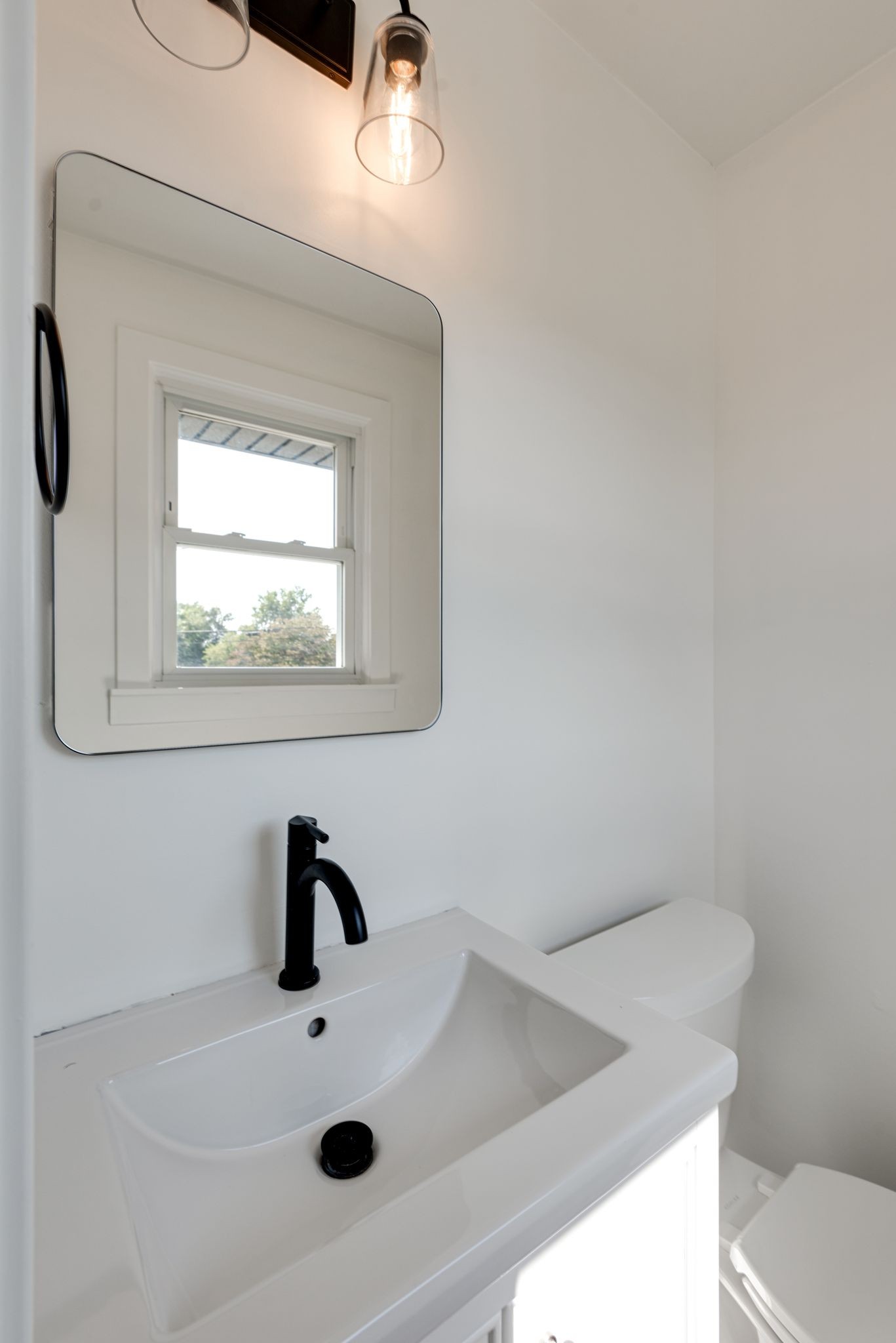 Image 18 of 98 For 3612 47th Terrace