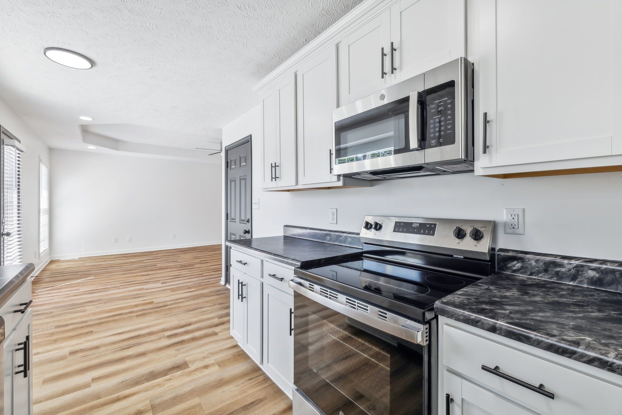 Image 19 of 20 For 749 Ramirez Avenue