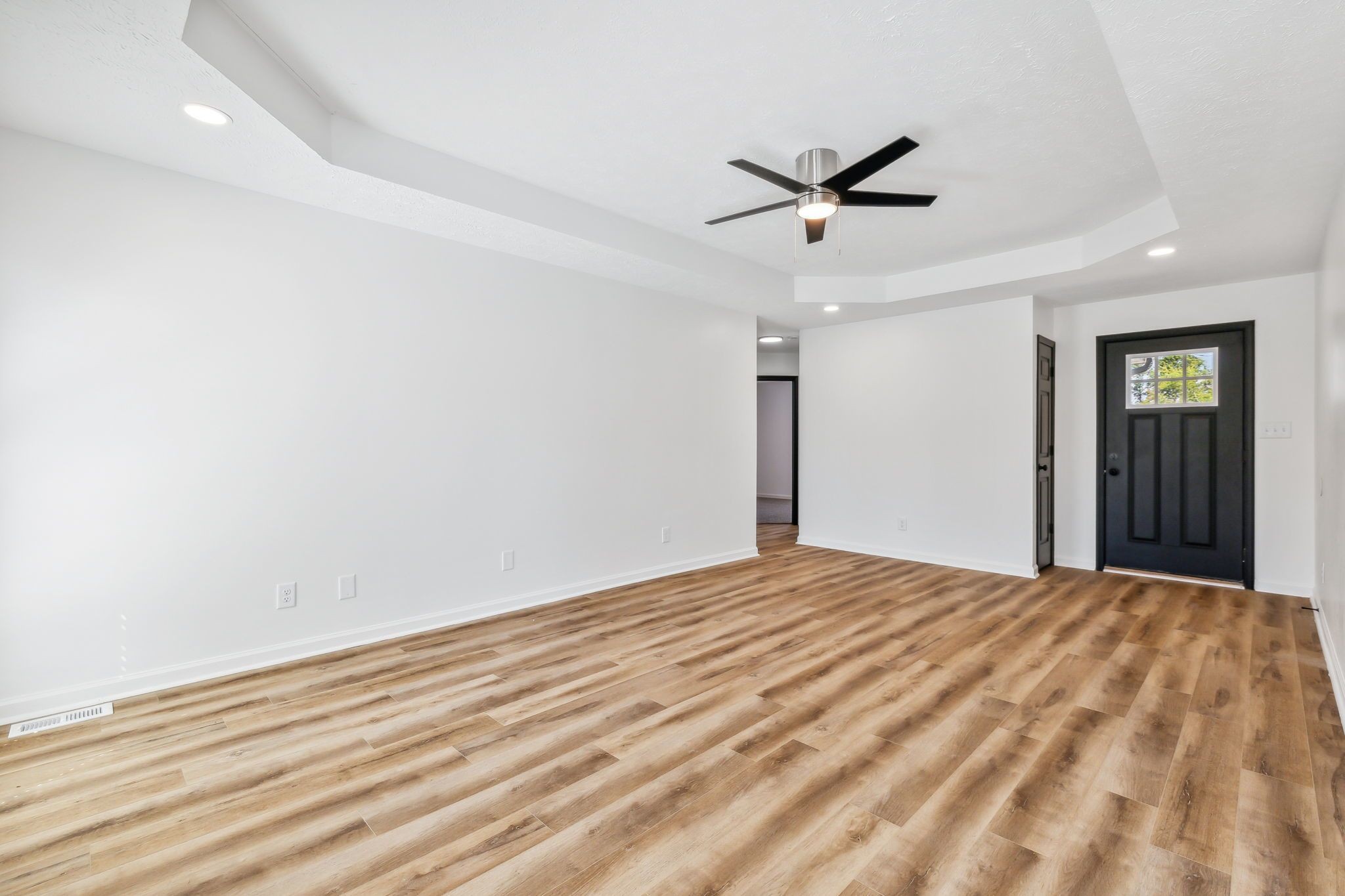 Image 9 of 20 For 749 Ramirez Avenue