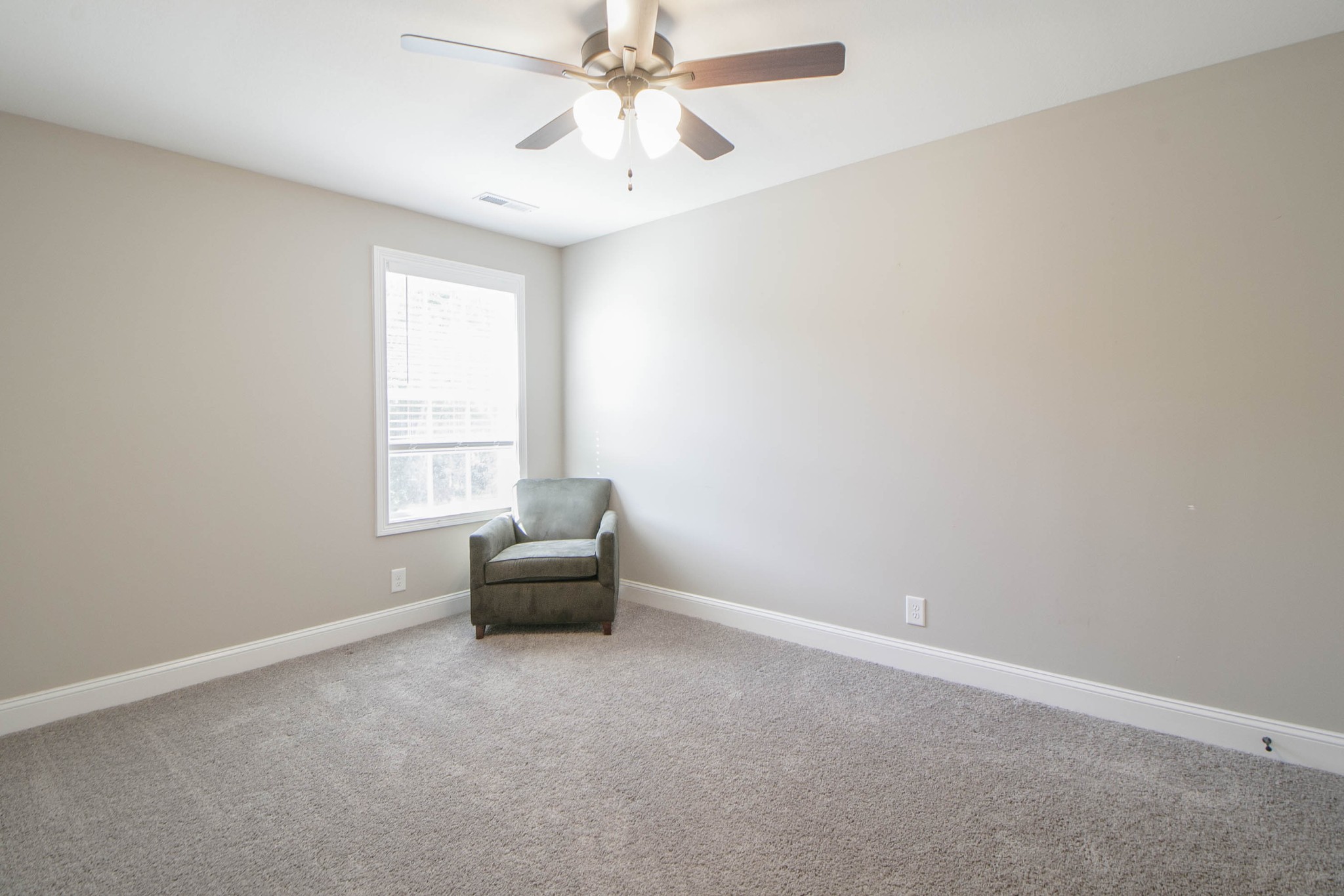Image 15 of 27 For 312 28th Street