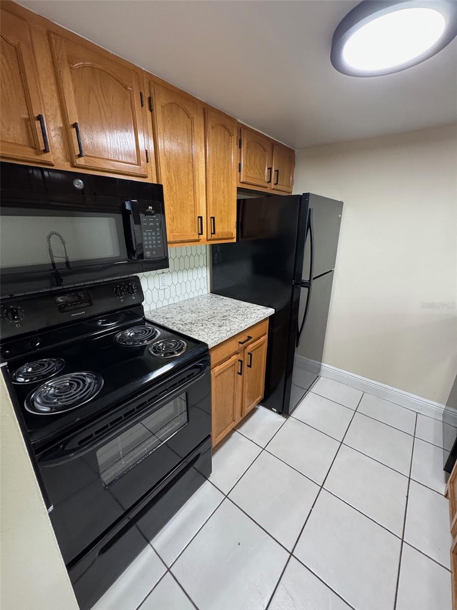 Image 8 of 14 For 1731-1731 36th Avenue 14