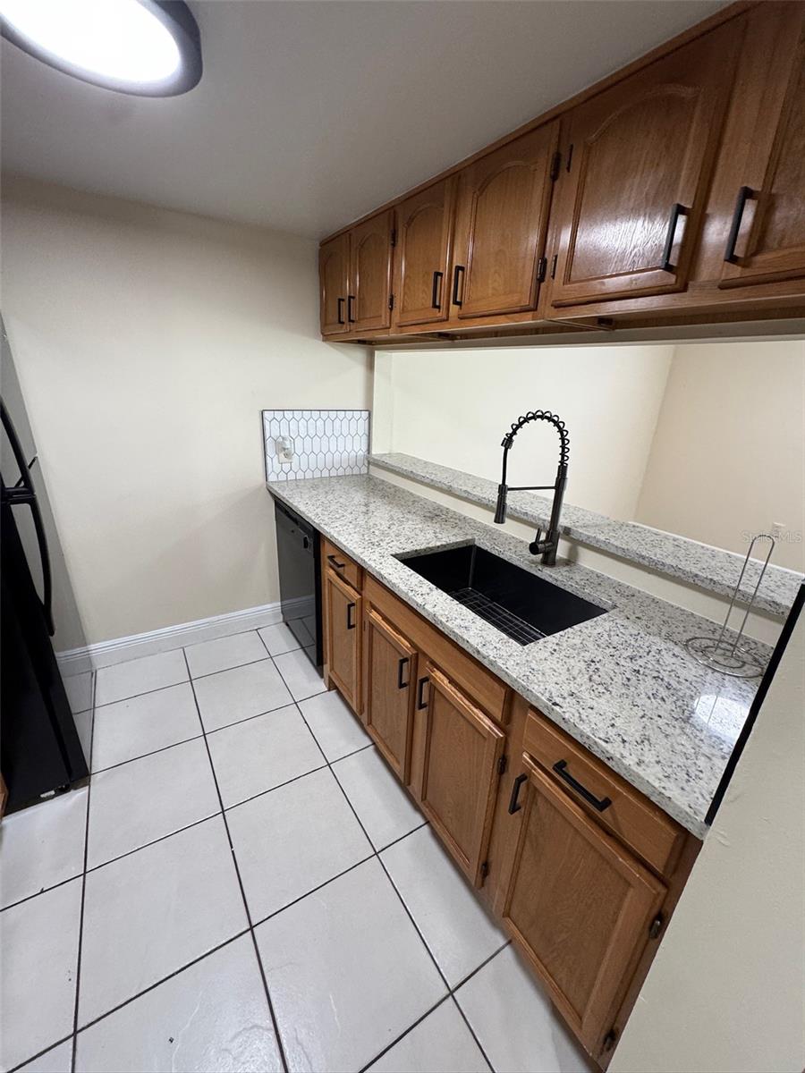 Image 9 of 14 For 1731-1731 36th Avenue 14