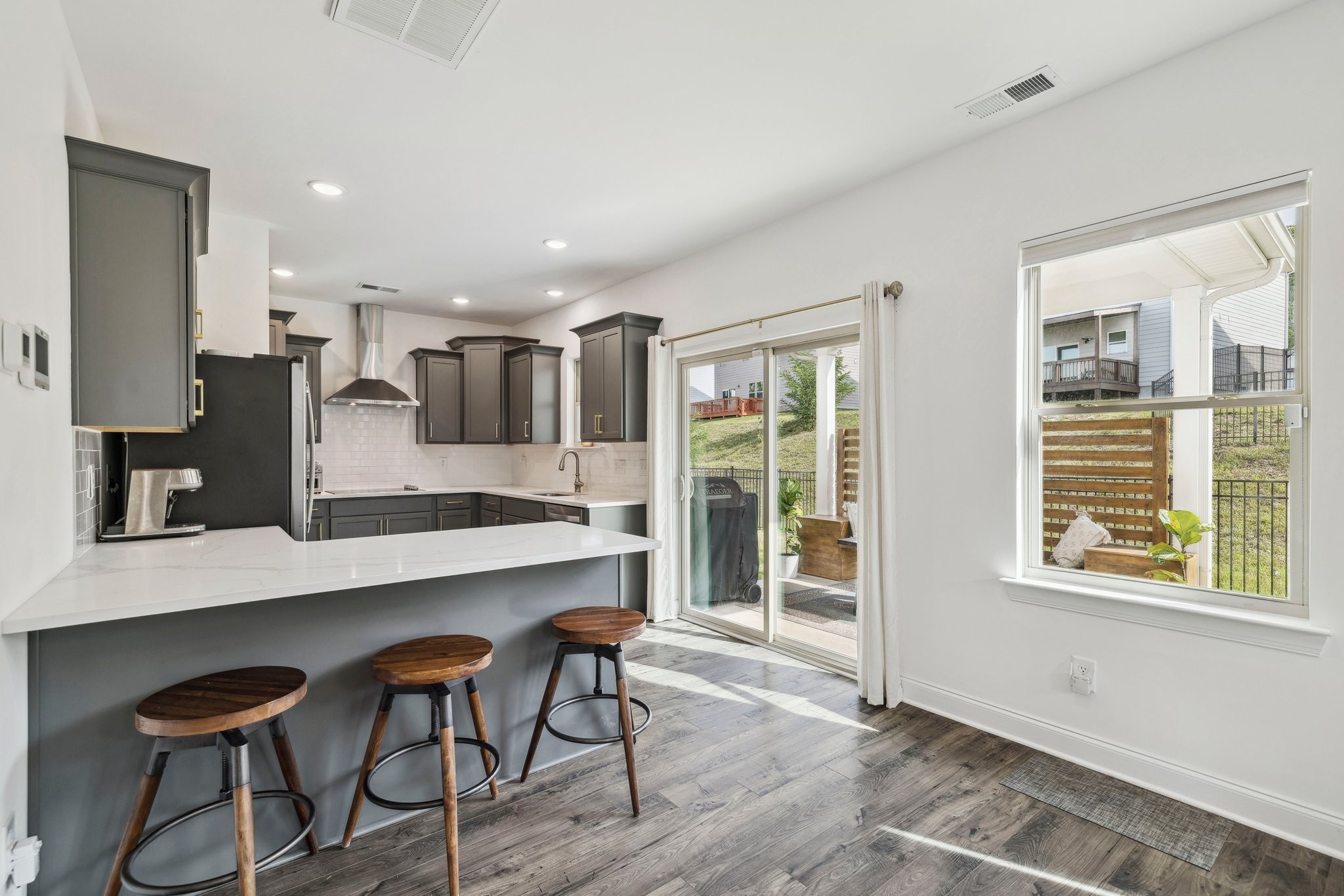 Image 15 of 21 For 1727-1727 36th Avenue 4