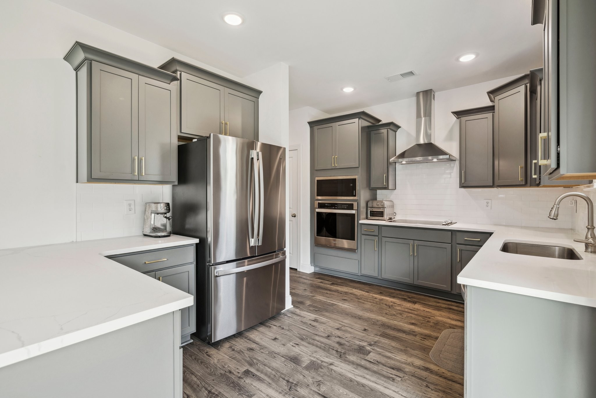 Image 16 of 21 For 1727-1727 36th Avenue 4