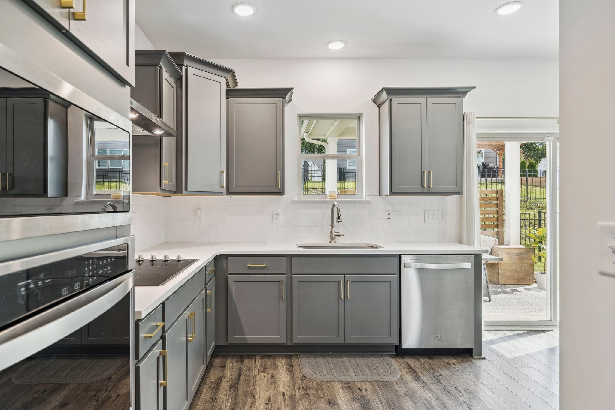 Image 17 of 21 For 1727-1727 36th Avenue 4