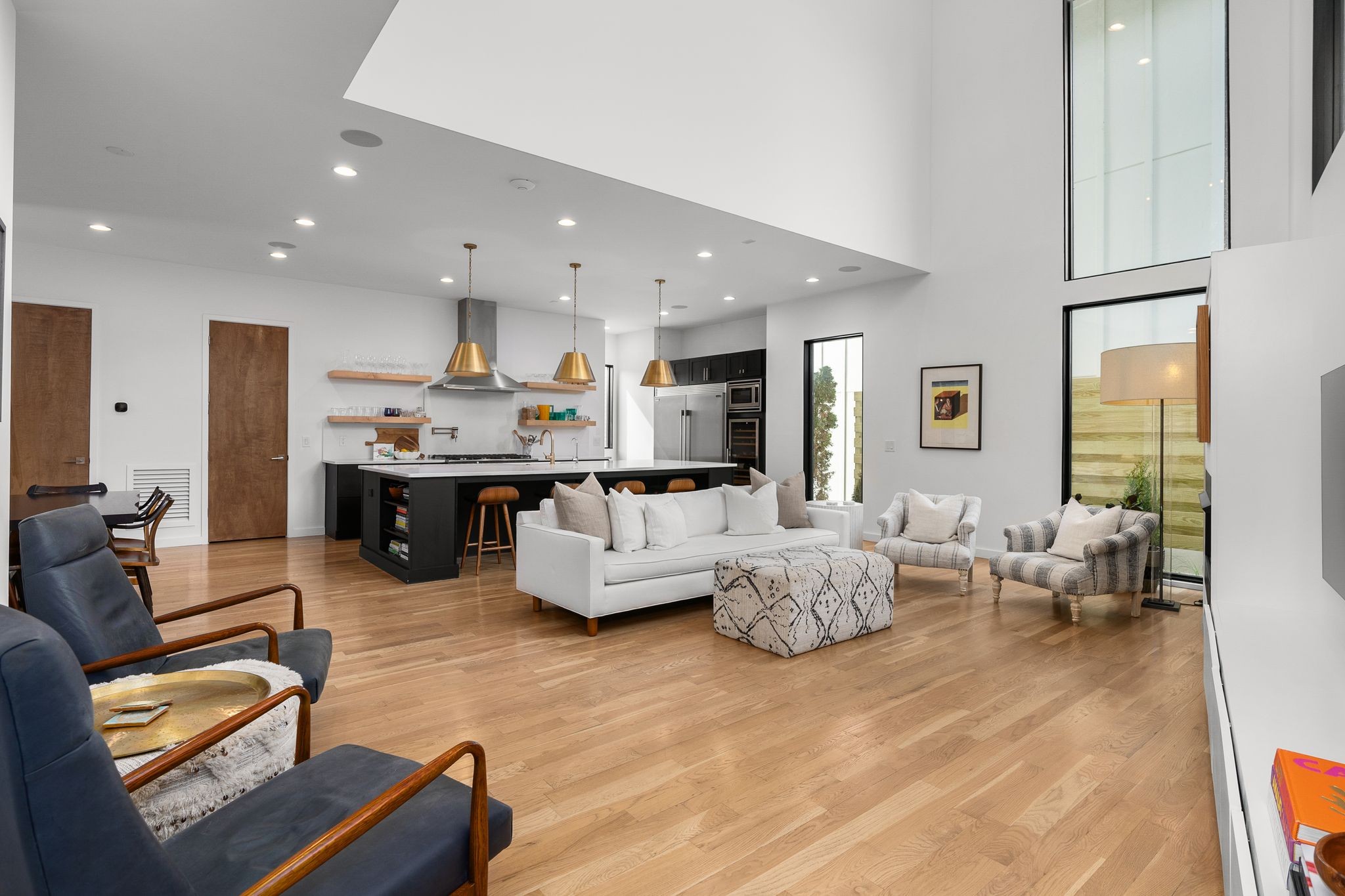 Image 7 of 40 For 5626 Justin Court