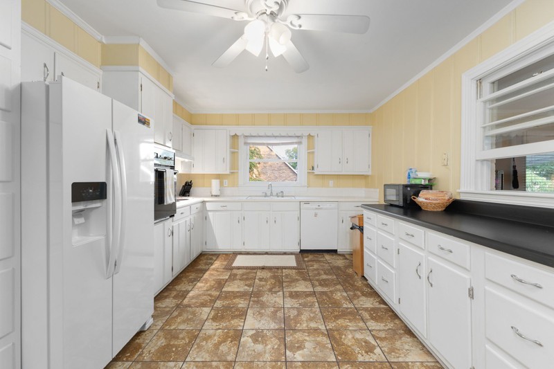 Image 12 of 70 For 1393 150th Avenue