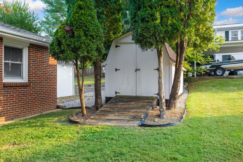 Image 22 of 70 For 1393 150th Avenue