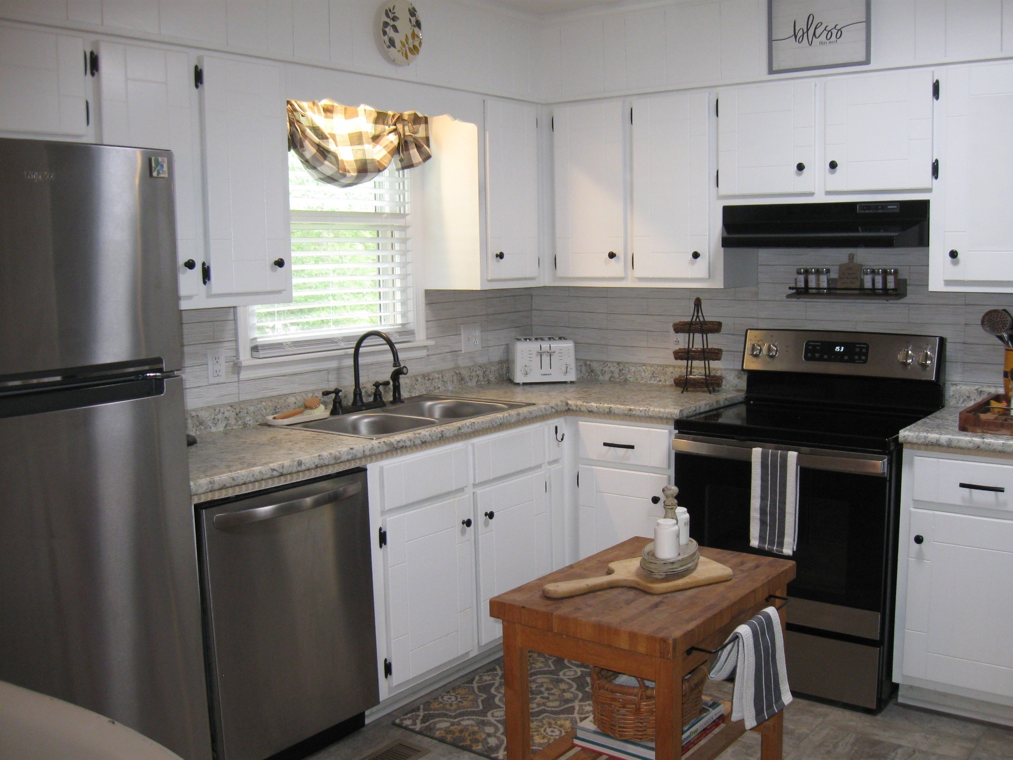 Image 12 of 50 For 9239 Irondale Road
