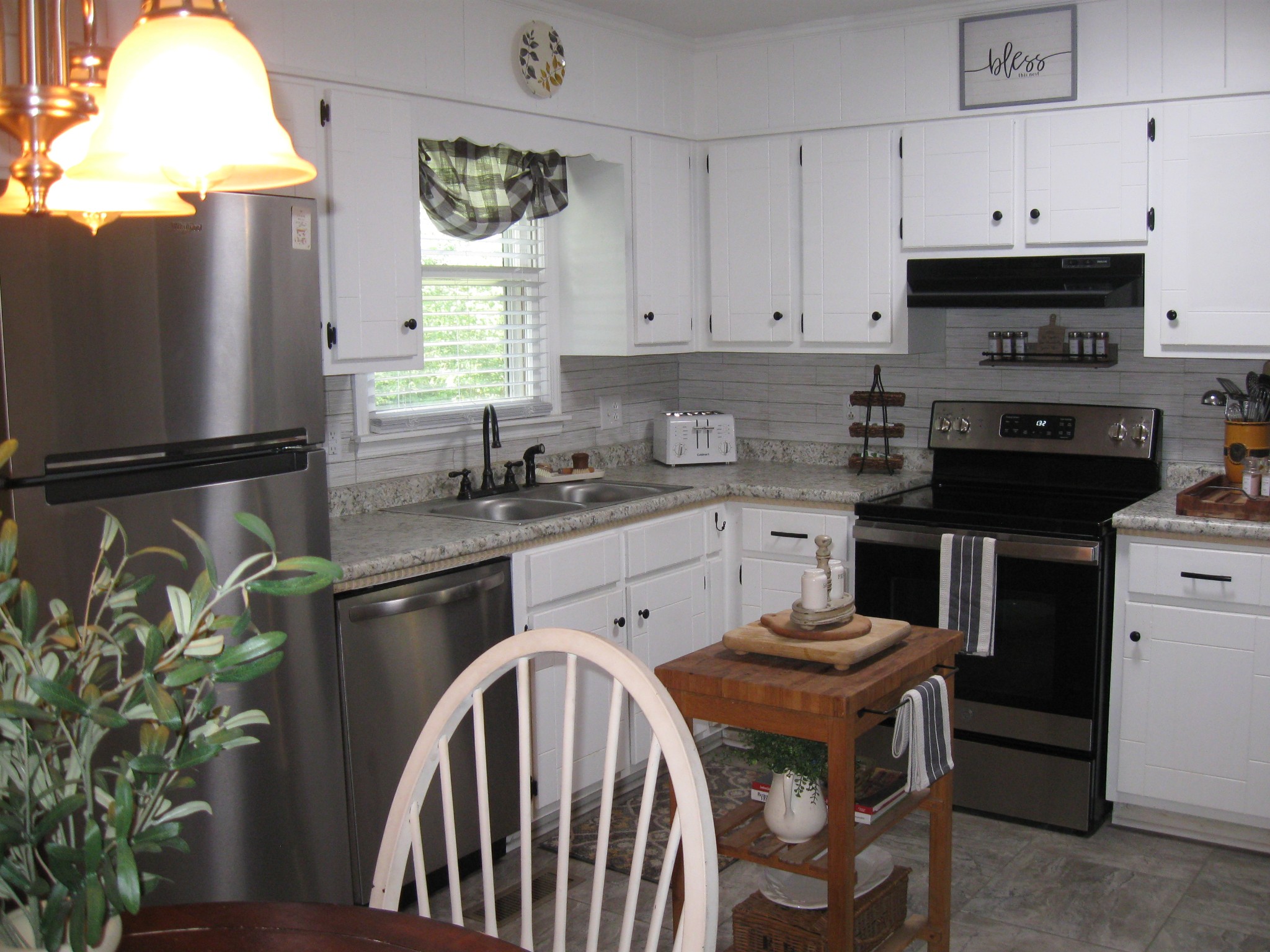 Image 15 of 50 For 9239 Irondale Road