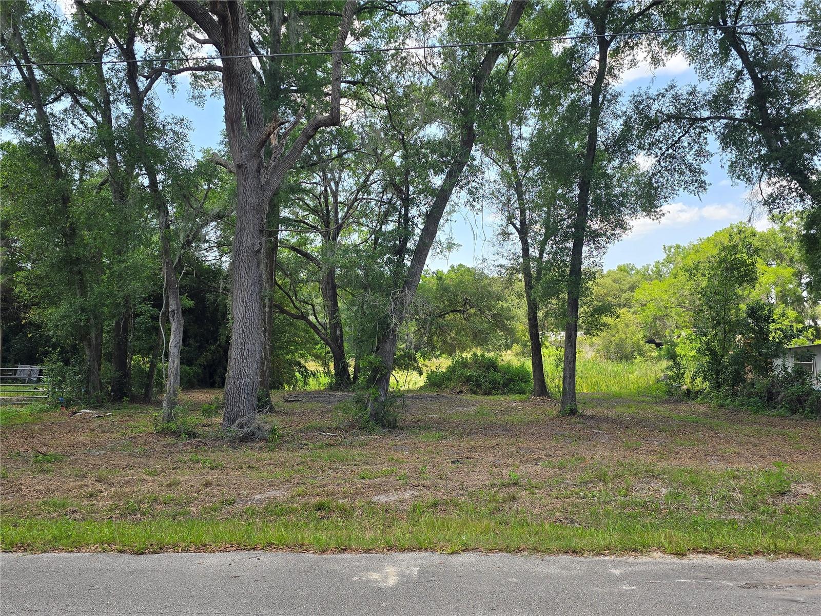 Image 2 of 11 For 6532 Iris Drive