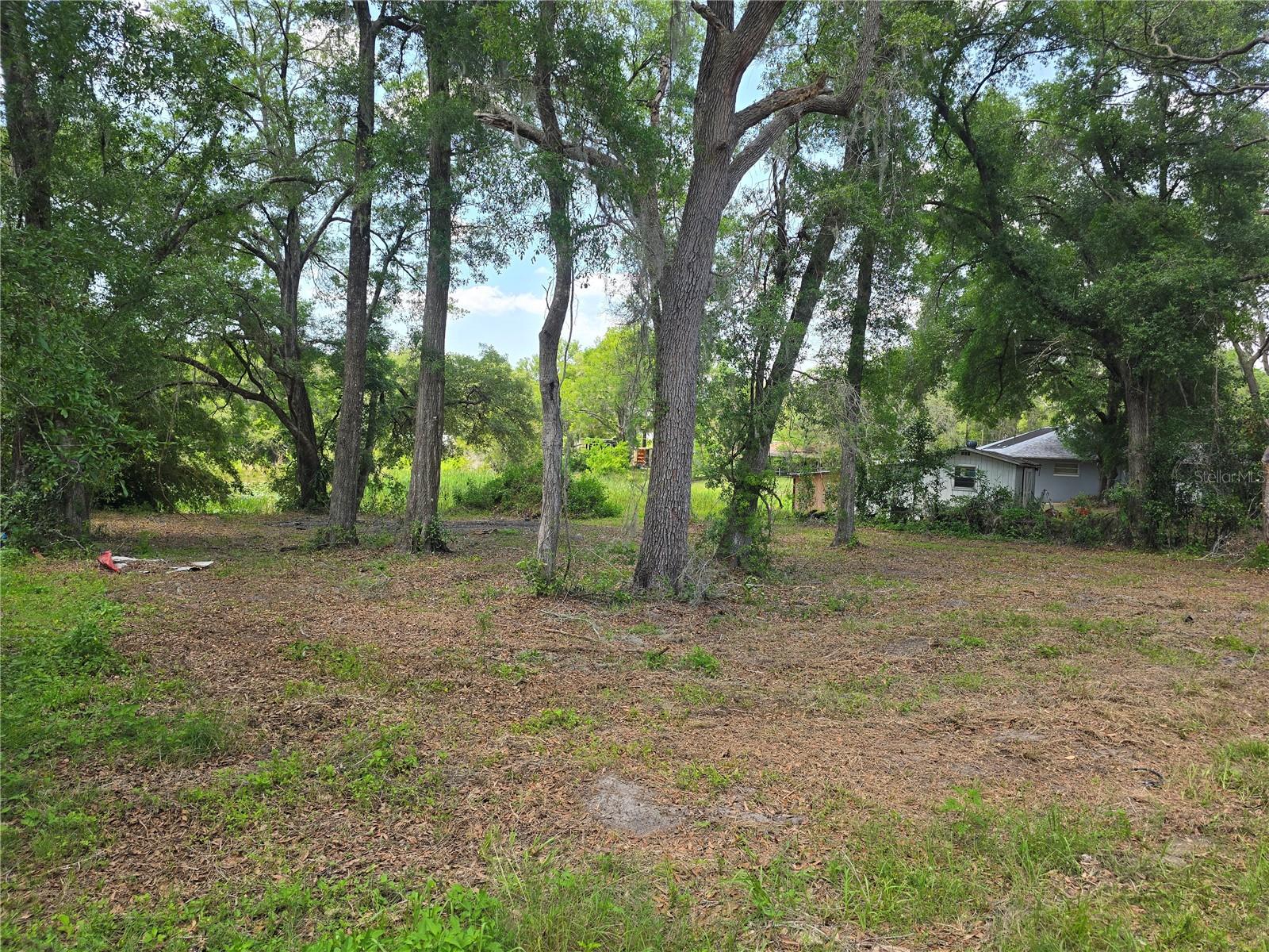 Image 6 of 11 For 6532 Iris Drive