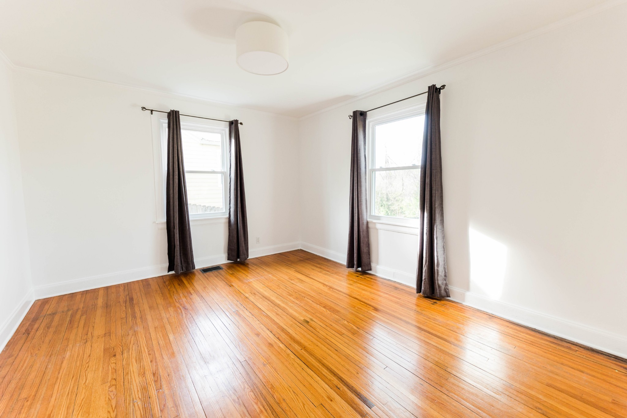 Image 10 of 82 For 9511 71st Loop