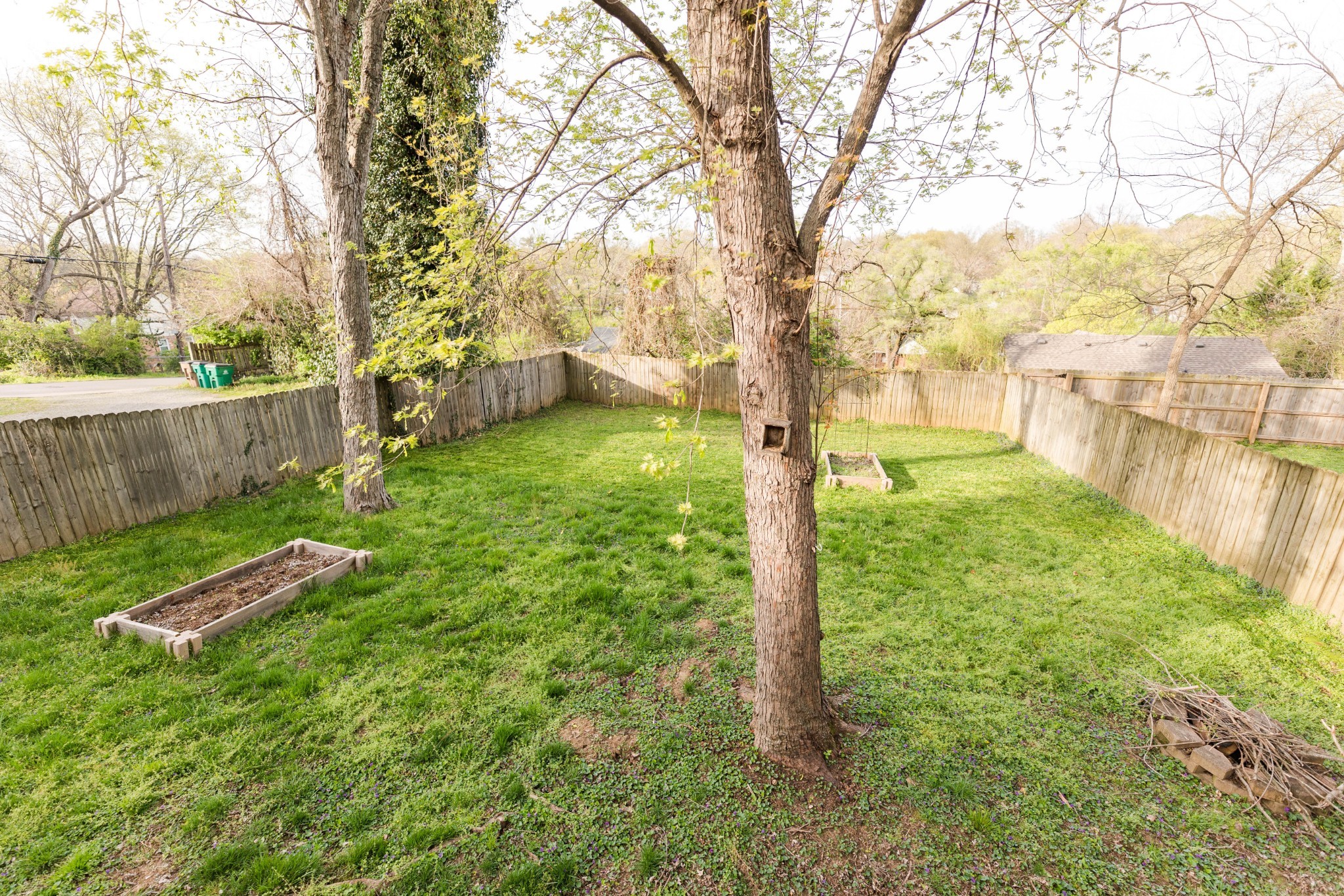 Image 16 of 82 For 9511 71st Loop