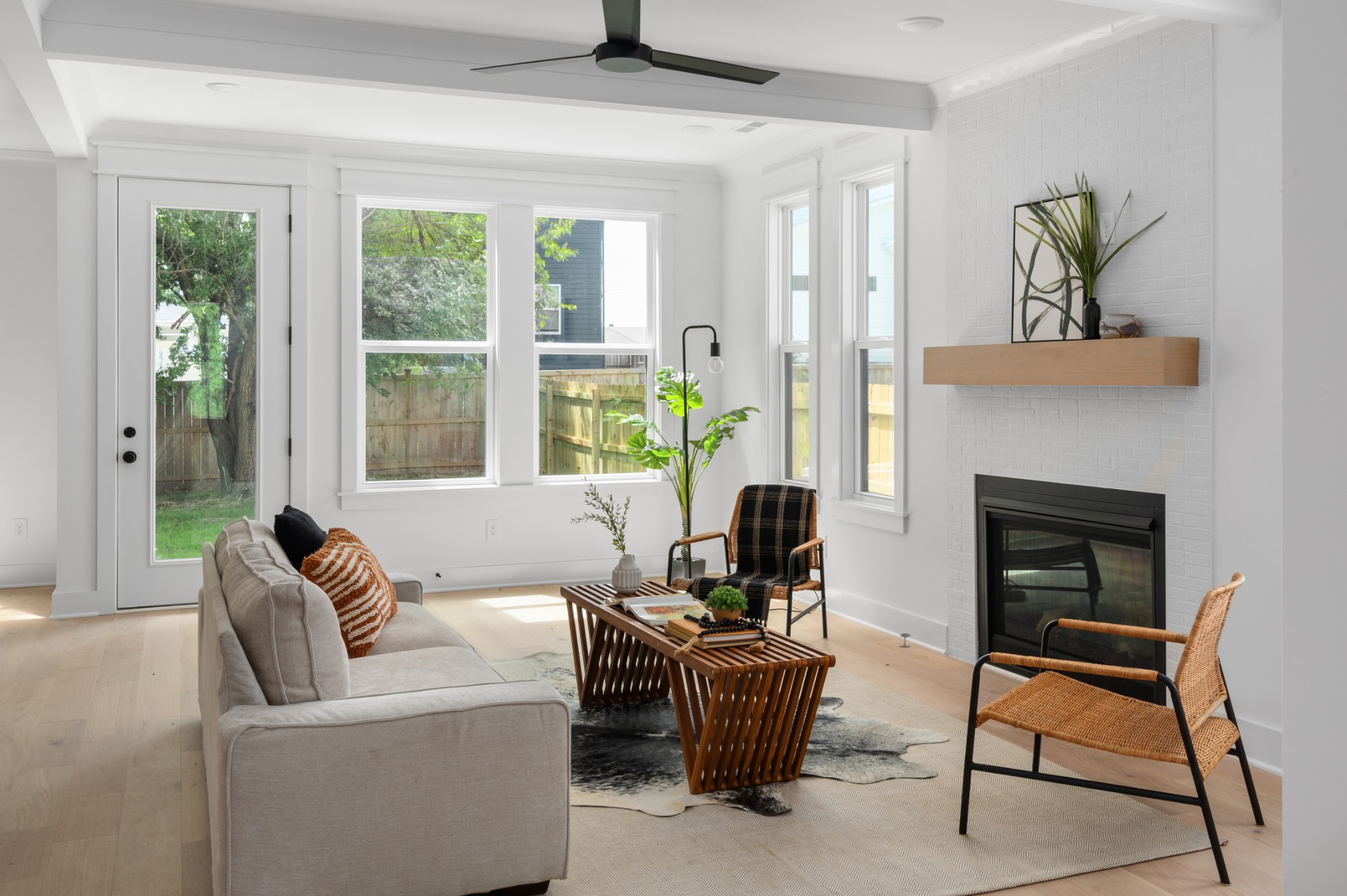 Image 8 of 45 For 9977 Langdon Road