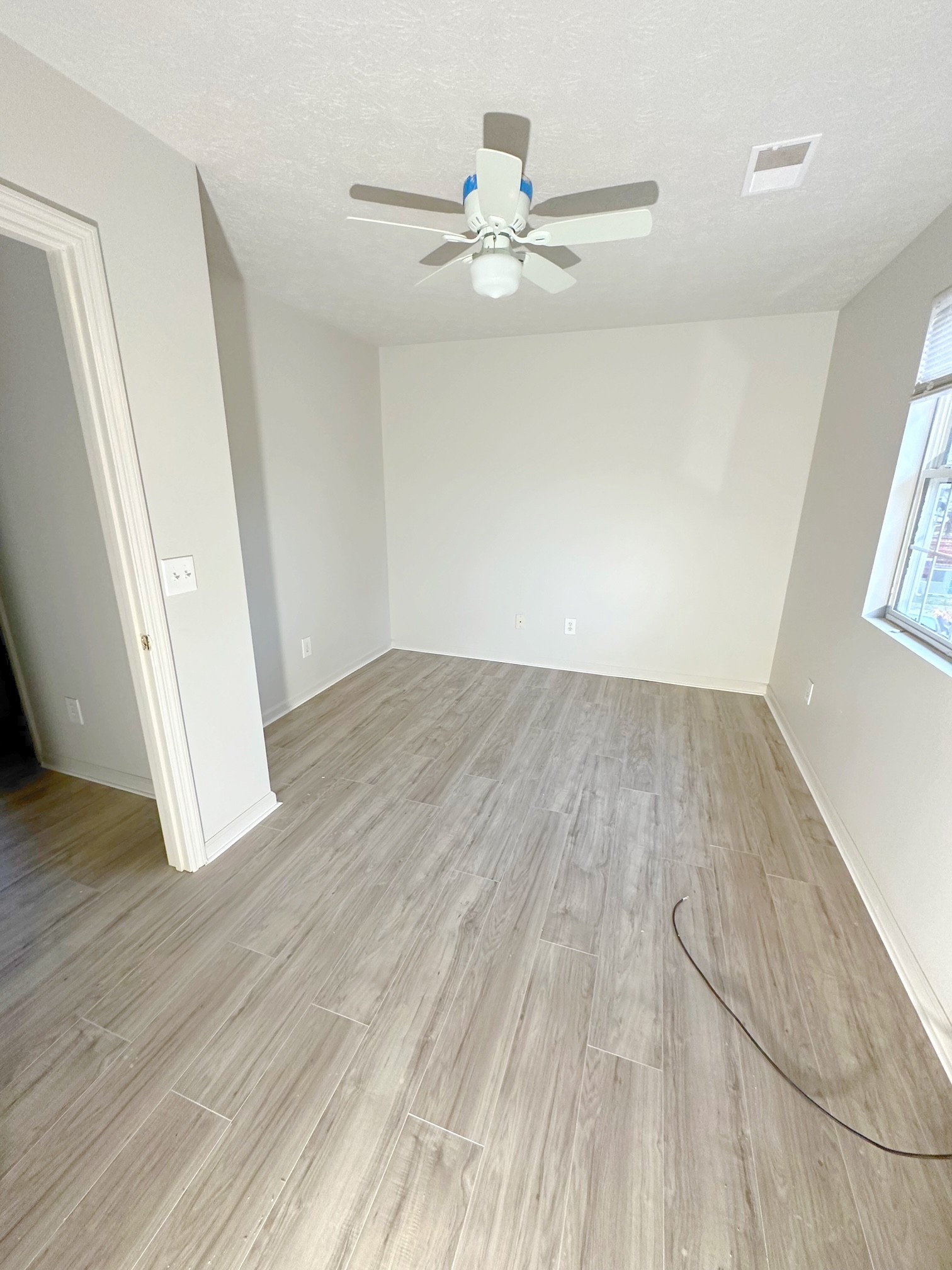 Image 4 of 91 For 14561 112th Circle