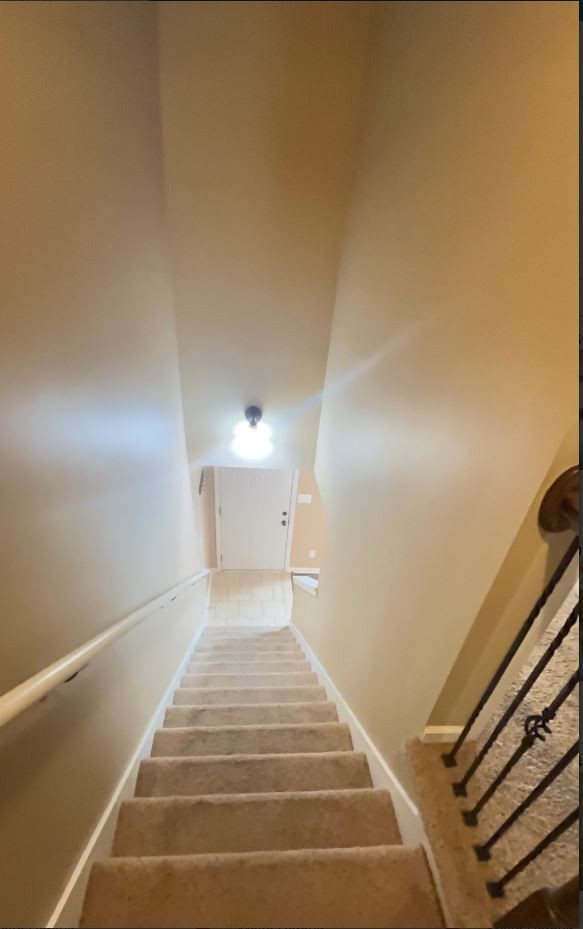 Image 8 of 8 For 12450 99th Avenue