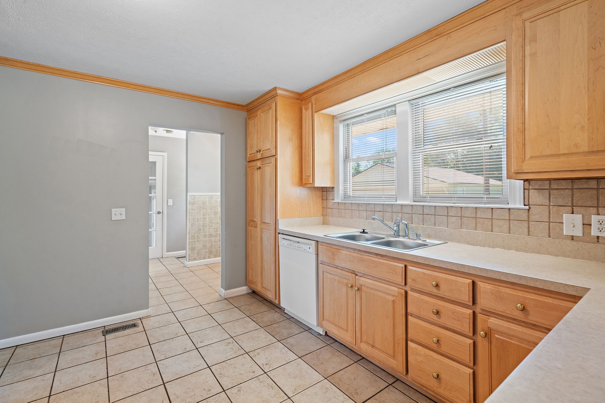 Image 11 of 36 For 10451 98th Place Road