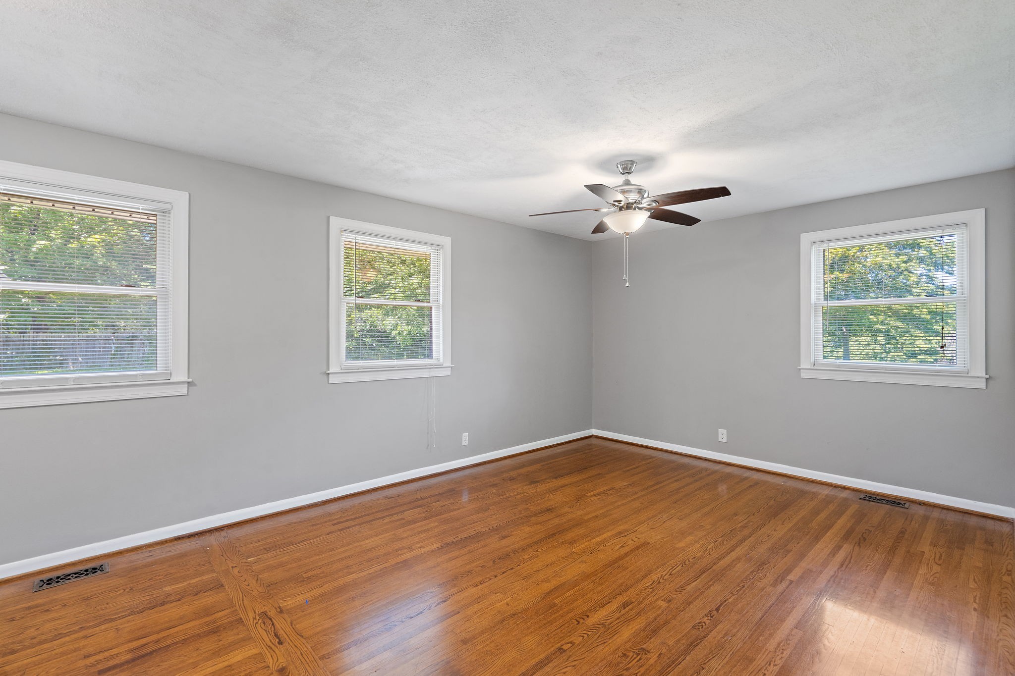Image 18 of 36 For 10451 98th Place Road