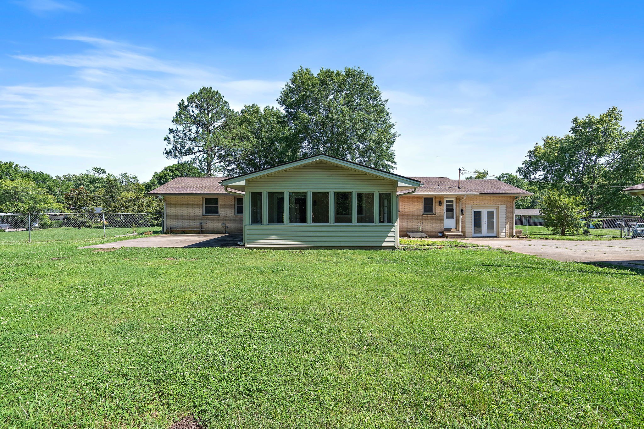 Image 4 of 36 For 10451 98th Place Road