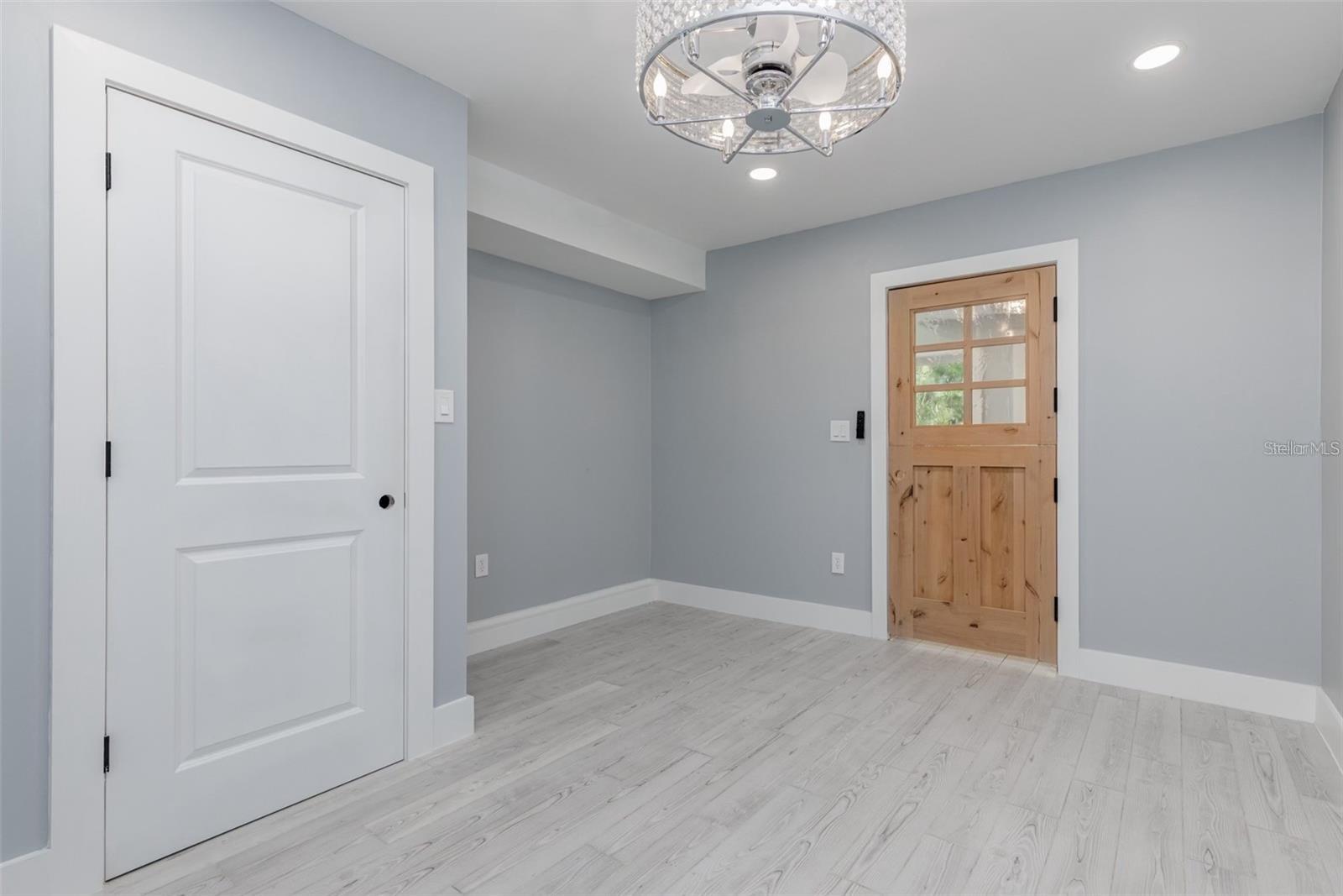 Image 10 of 64 For 11664 Clayton Drive
