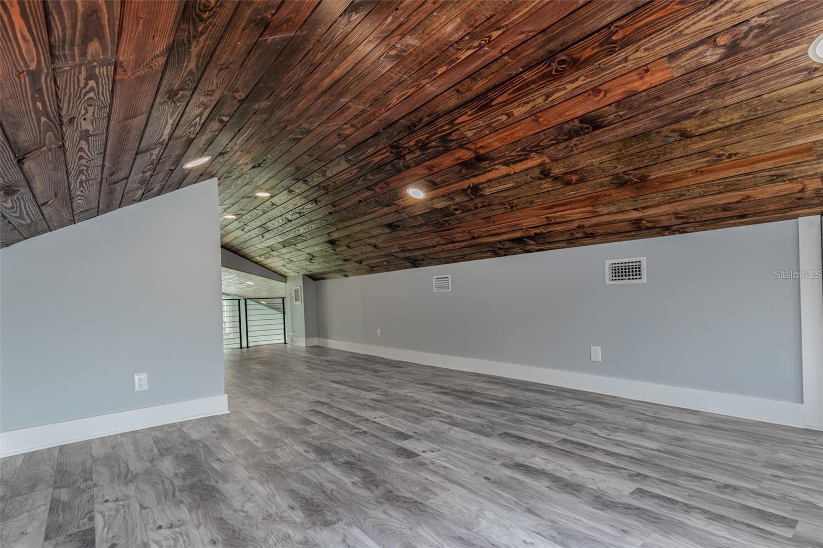 Image 34 of 64 For 11664 Clayton Drive