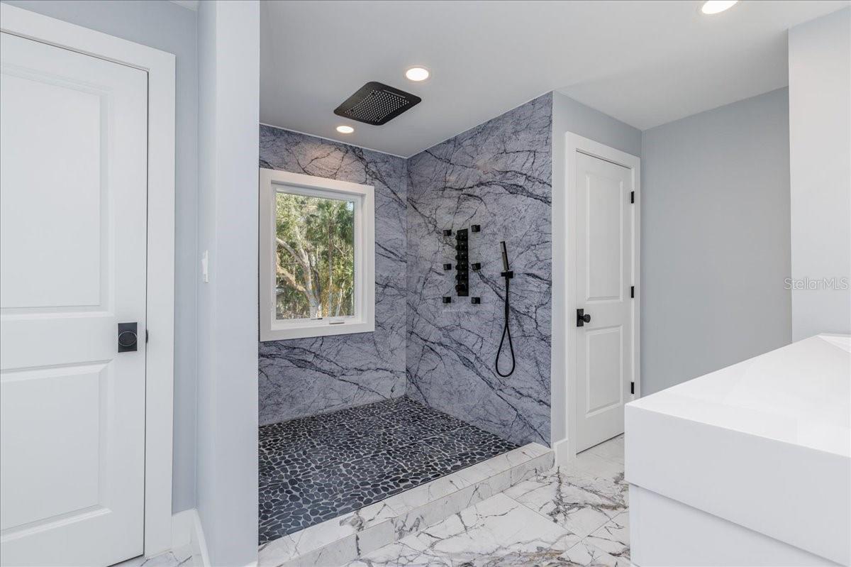Image 39 of 64 For 11664 Clayton Drive