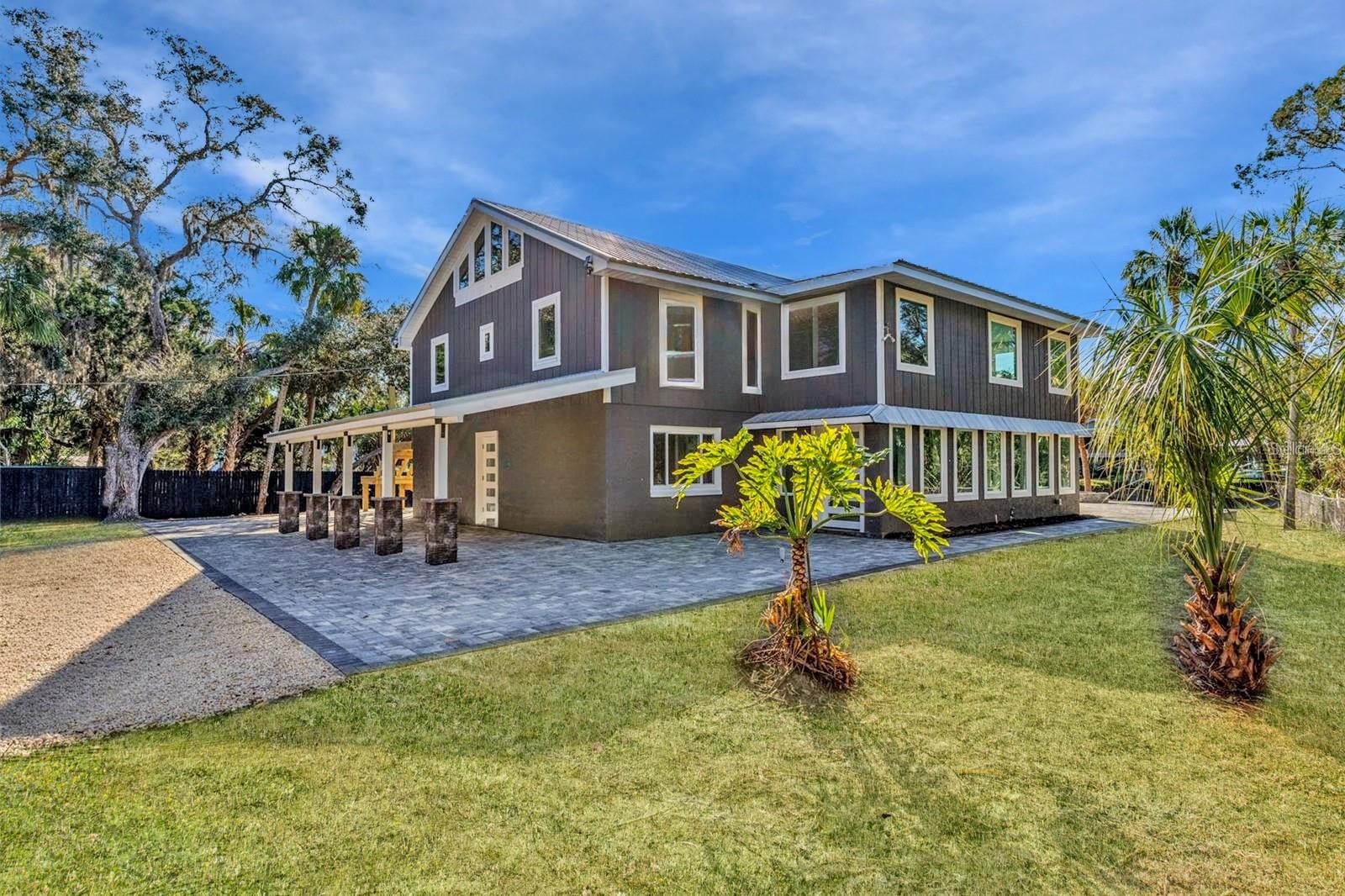 Image 5 of 64 For 11664 Clayton Drive