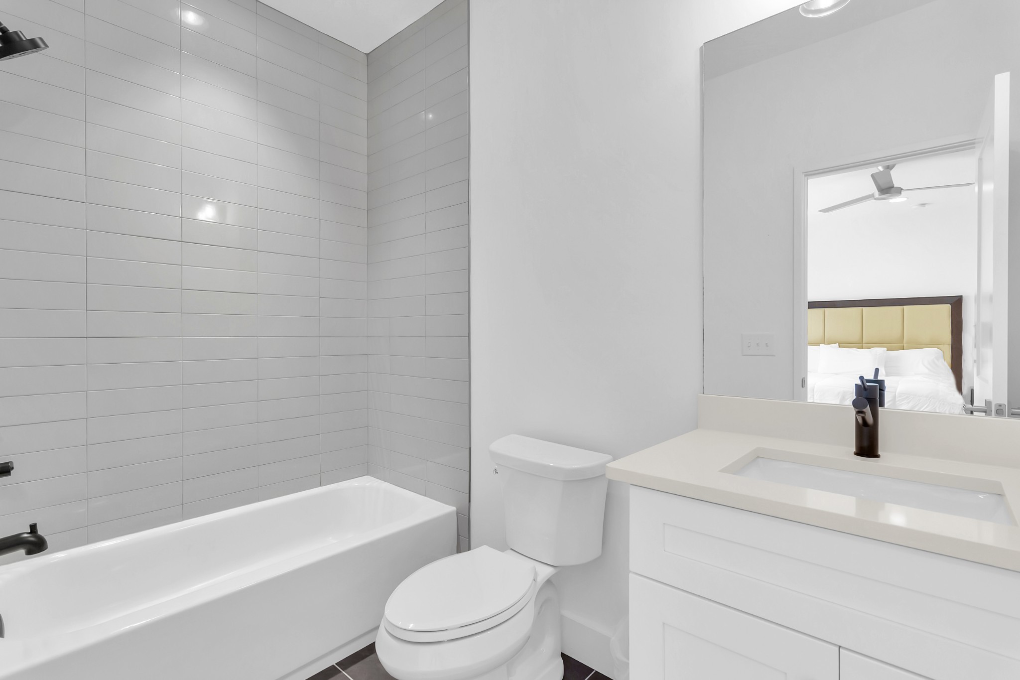 Image 16 of 32 For 922 13th Street