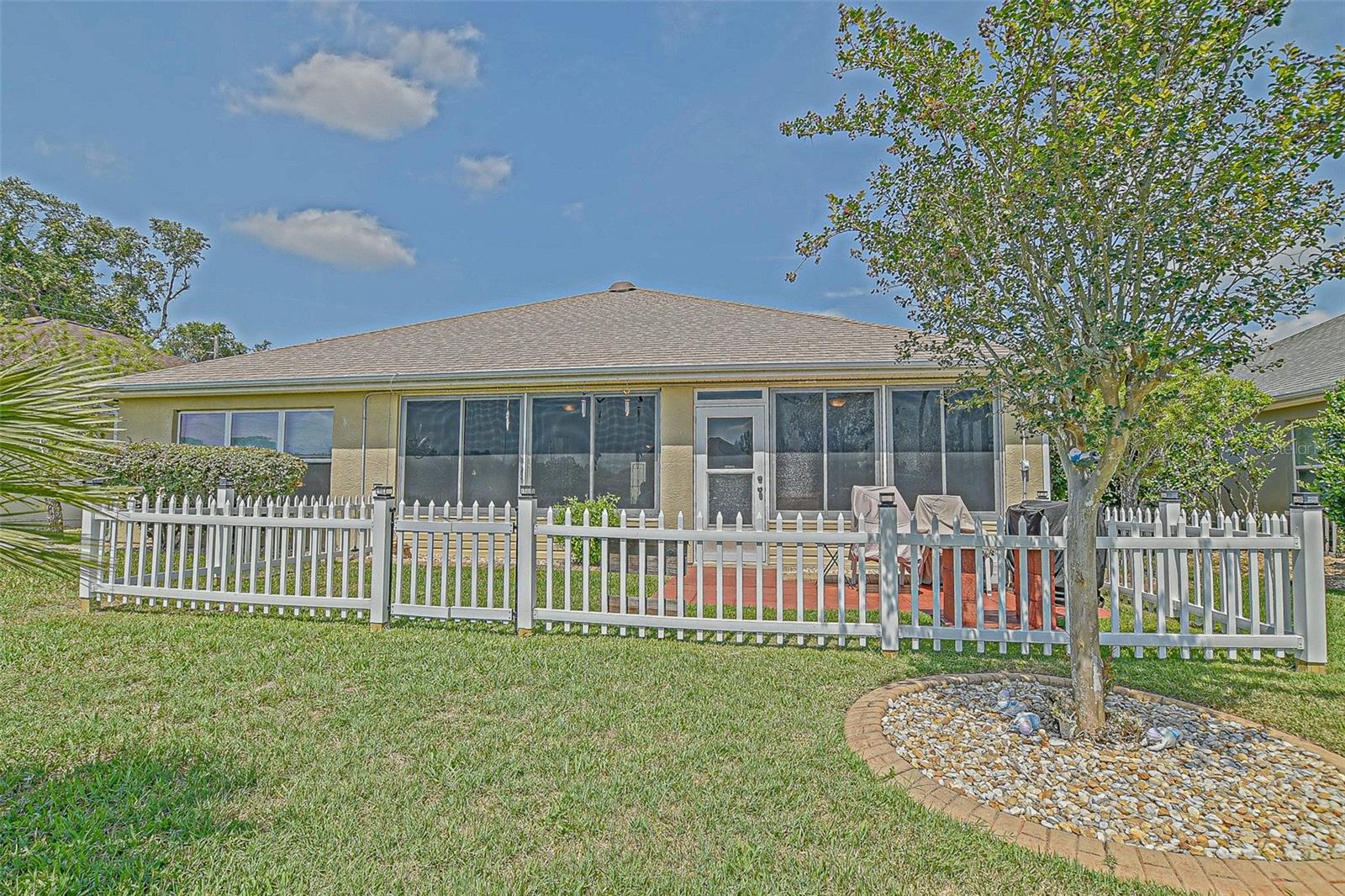 Image 19 of 82 For 14004 94th Avenue