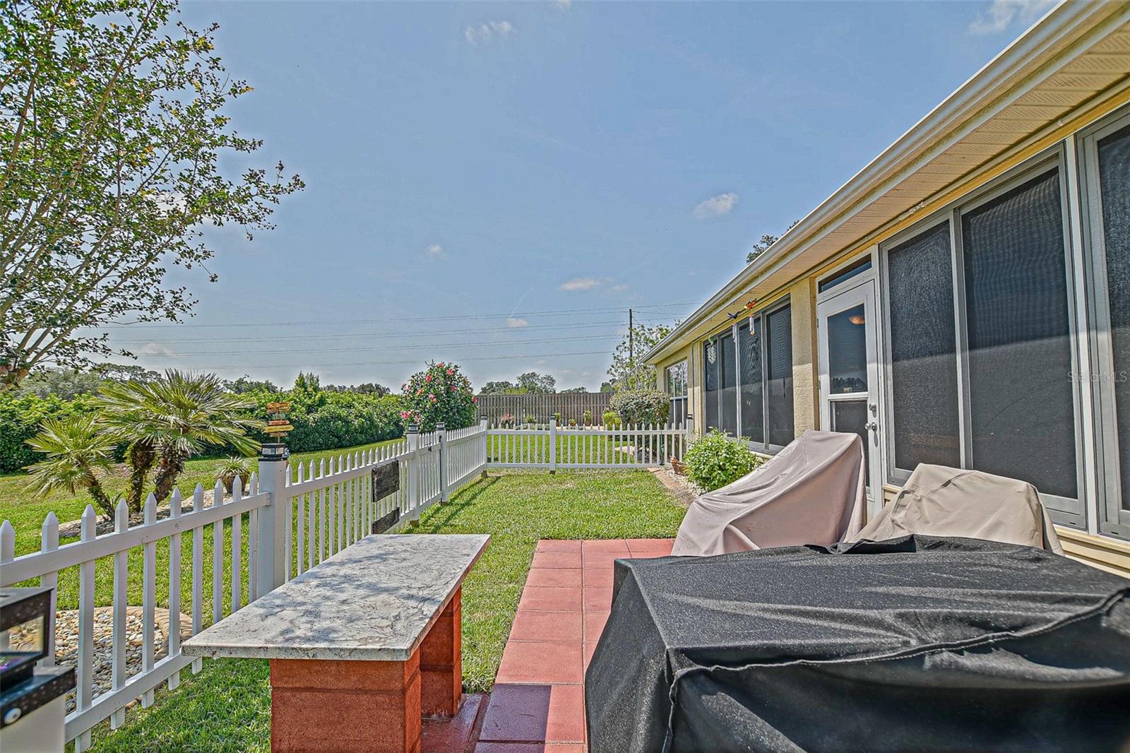 Image 21 of 82 For 14004 94th Avenue