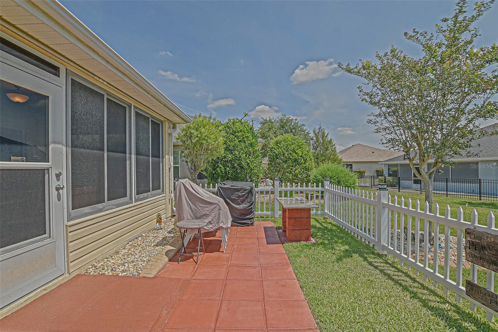 Image 22 of 82 For 14004 94th Avenue