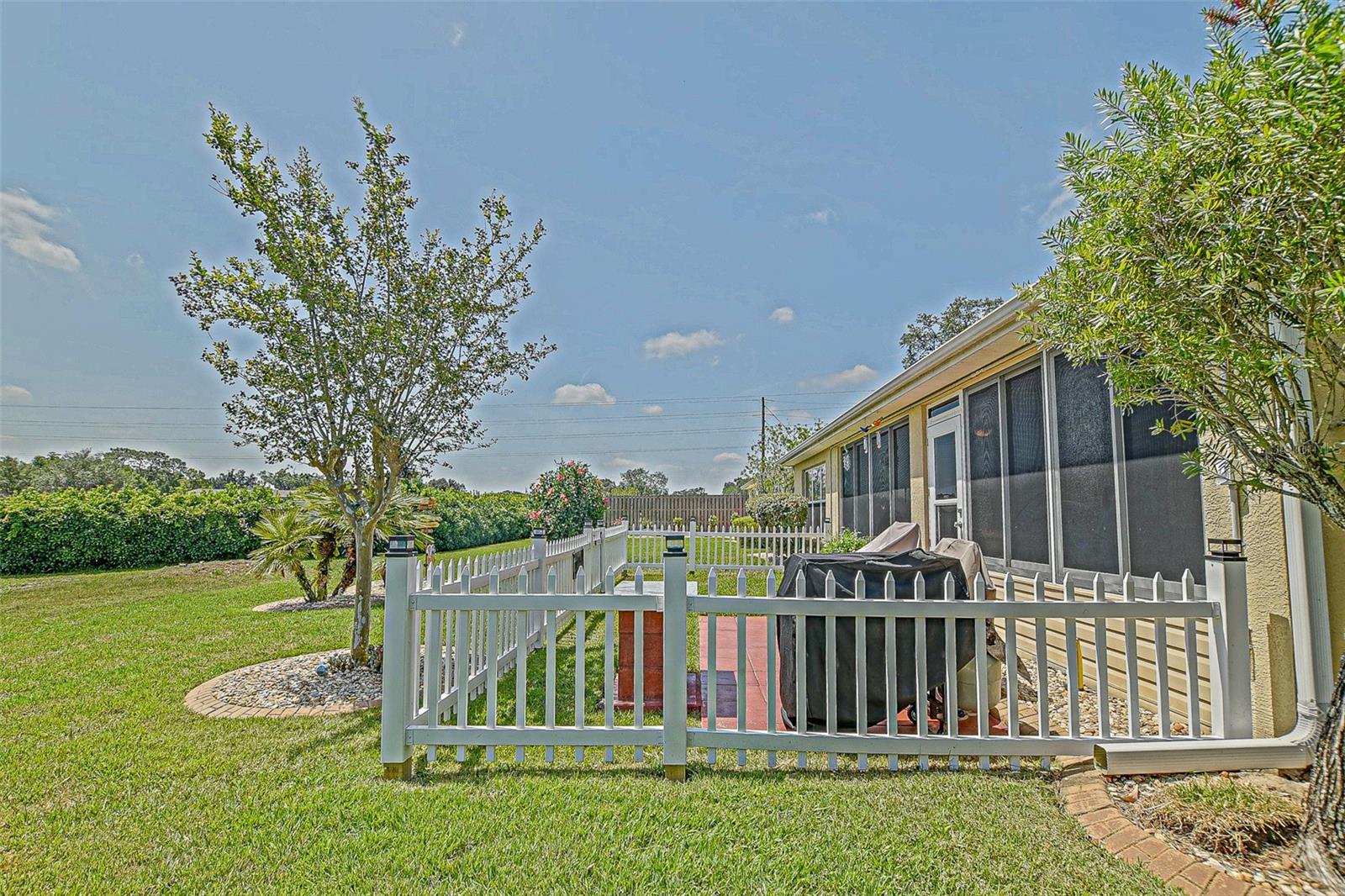 Image 25 of 82 For 14004 94th Avenue