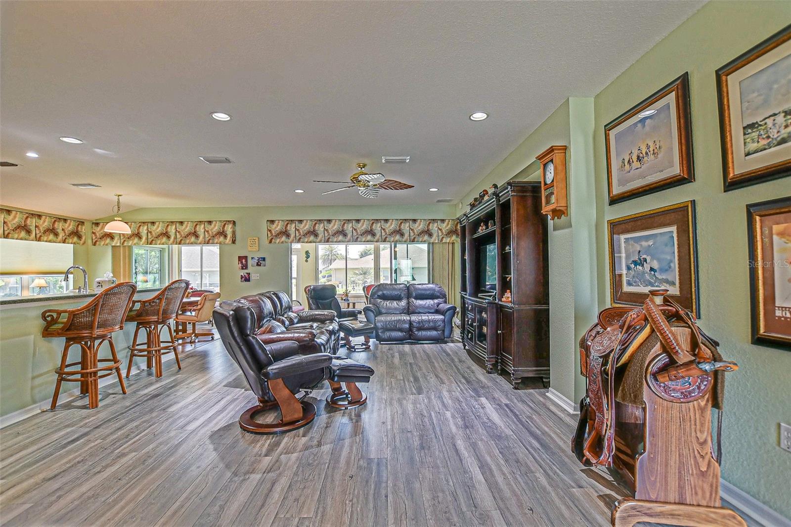 Image 33 of 82 For 14004 94th Avenue