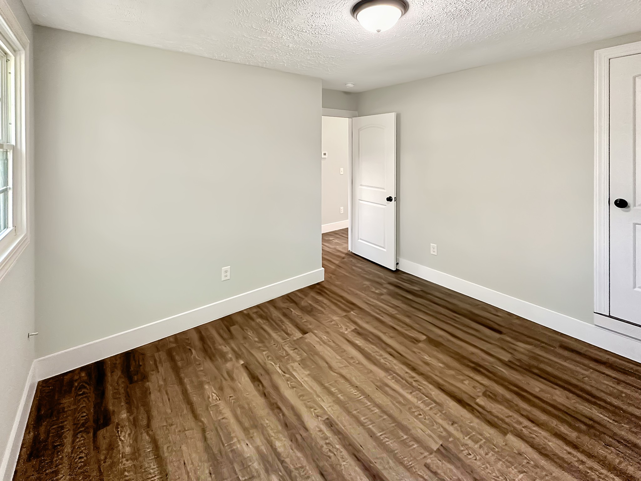 Image 22 of 30 For 4450 Windmill Drive 101