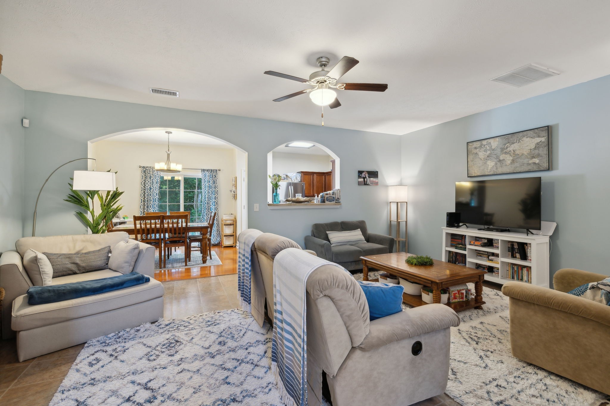 Image 6 of 15 For 8522 Las Palmas Way