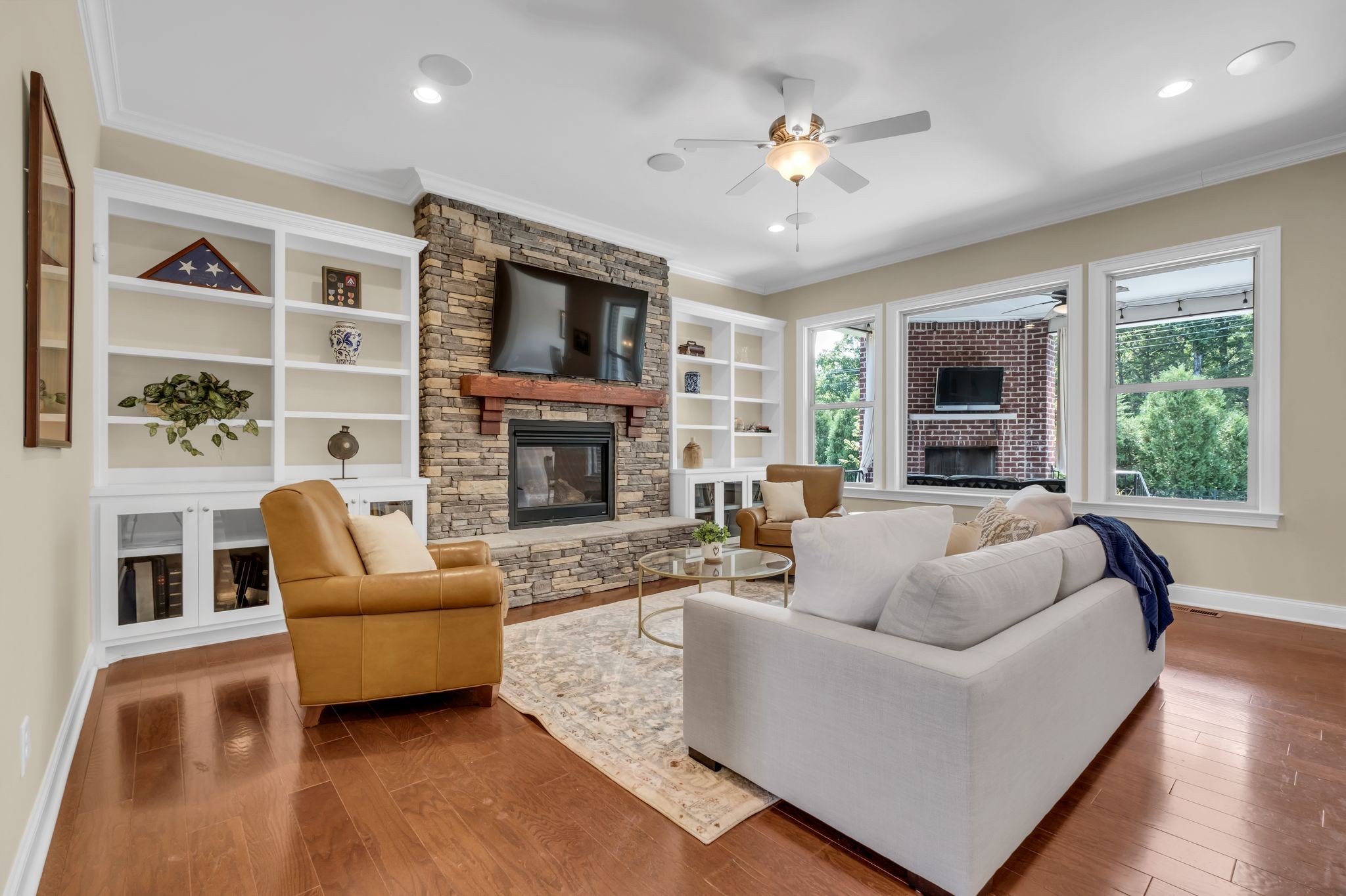 Image 10 of 26 For 8490 Las Palmas Way