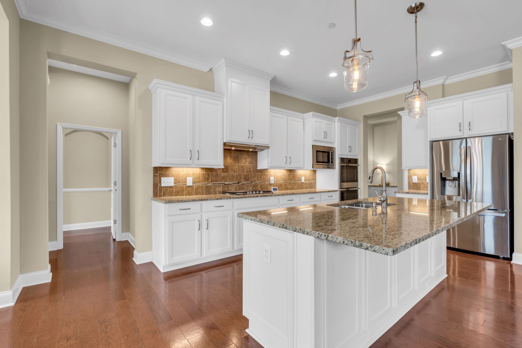 Image 14 of 26 For 8490 Las Palmas Way