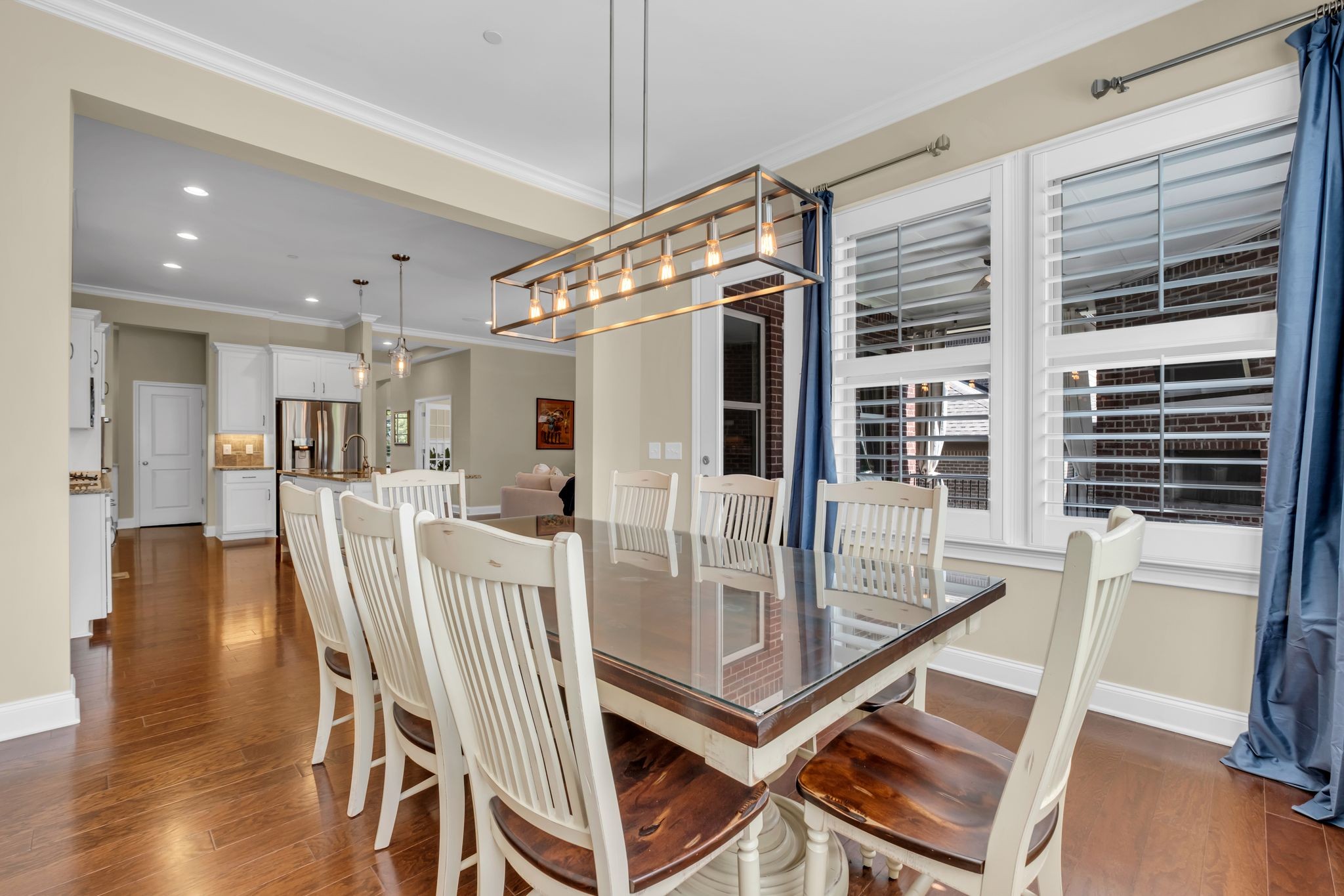 Image 20 of 26 For 8490 Las Palmas Way