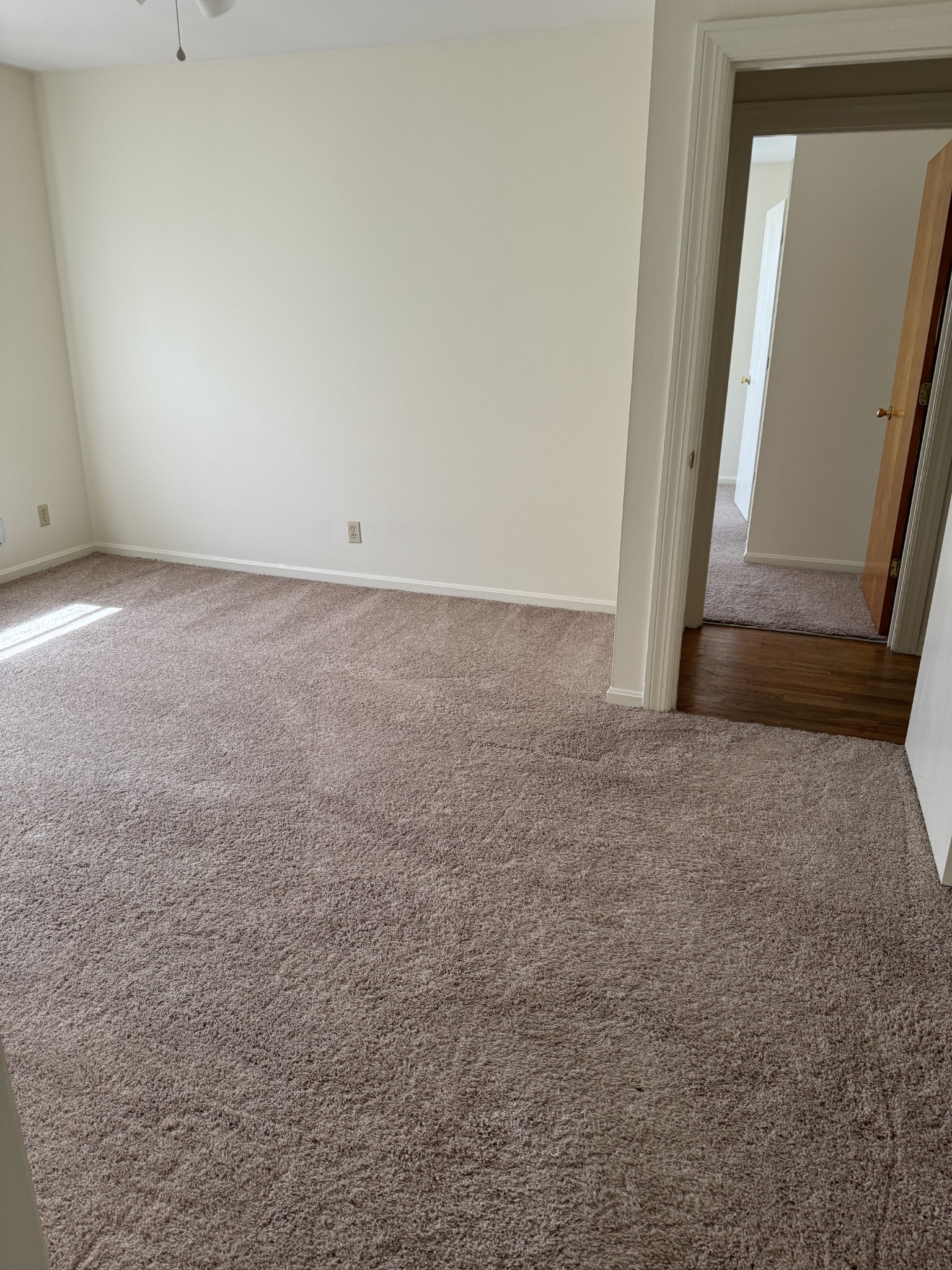 Image 16 of 19 For 3127 Evenmore Way