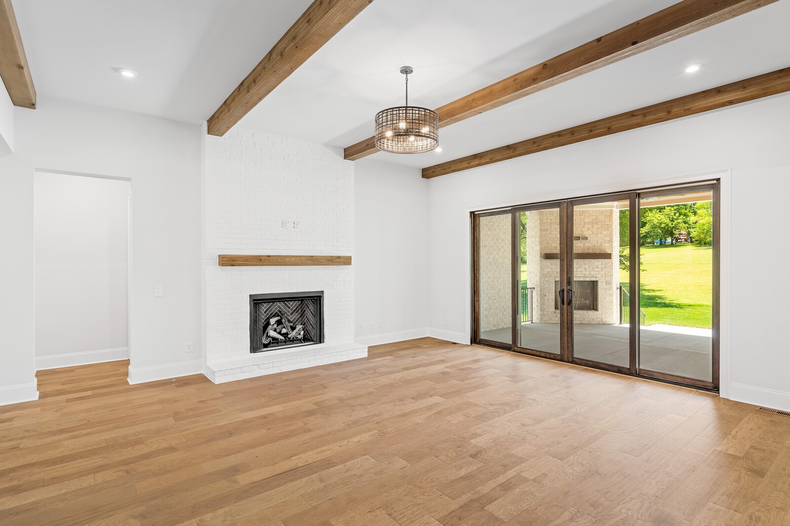 Image 15 of 22 For 8381 Gower Trail