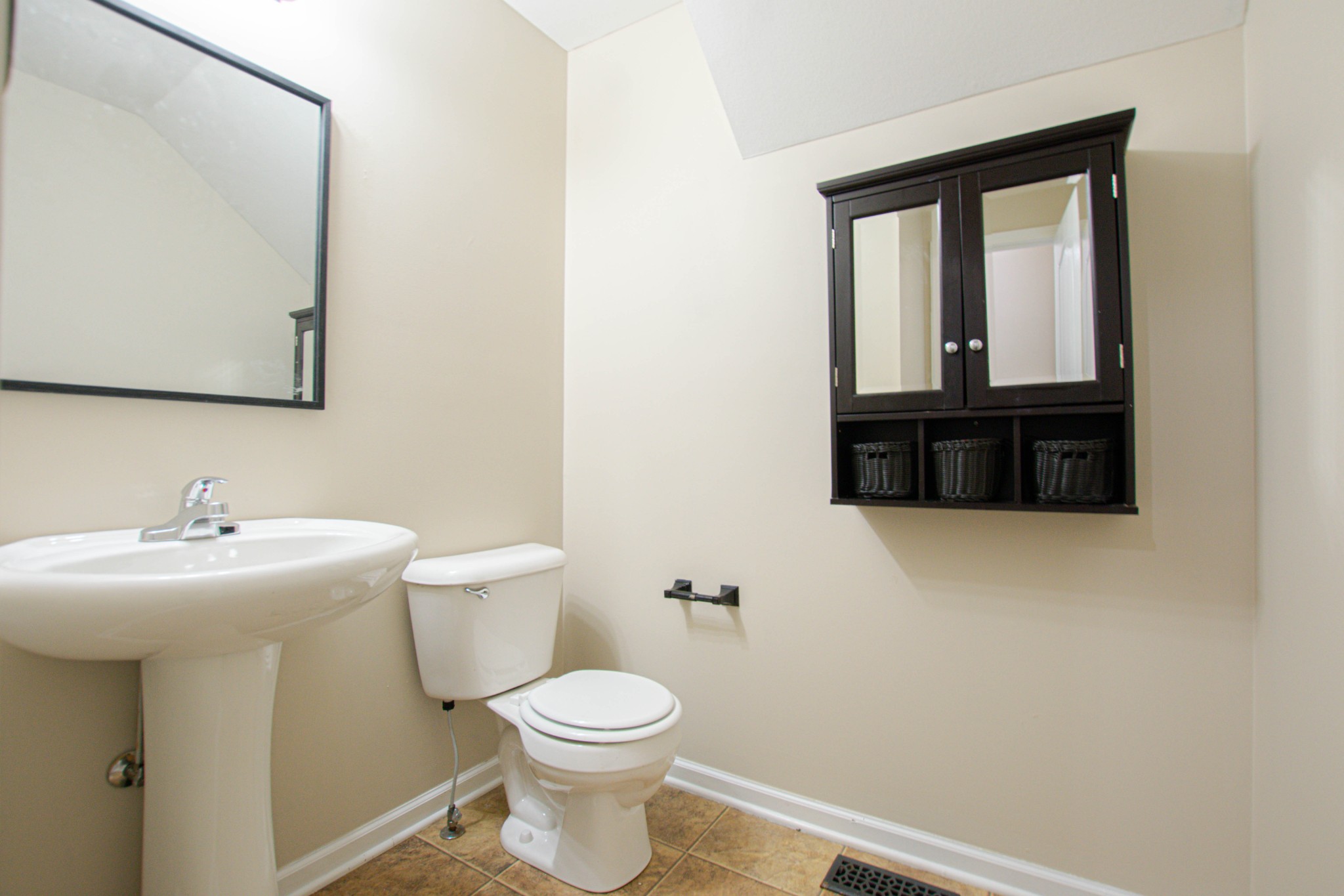 Image 11 of 22 For 8399 Gower Trail
